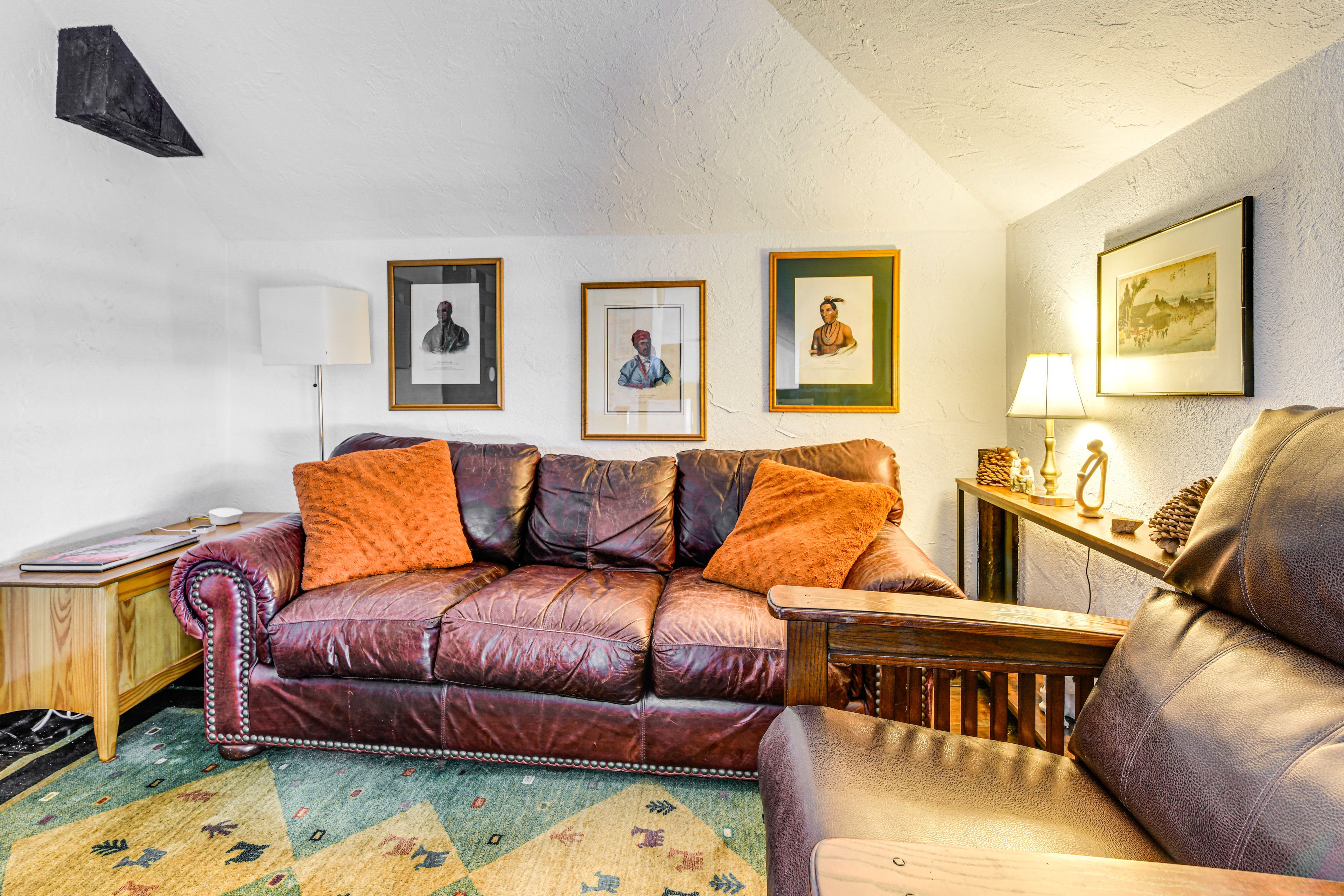 Living Room | 2nd Floor