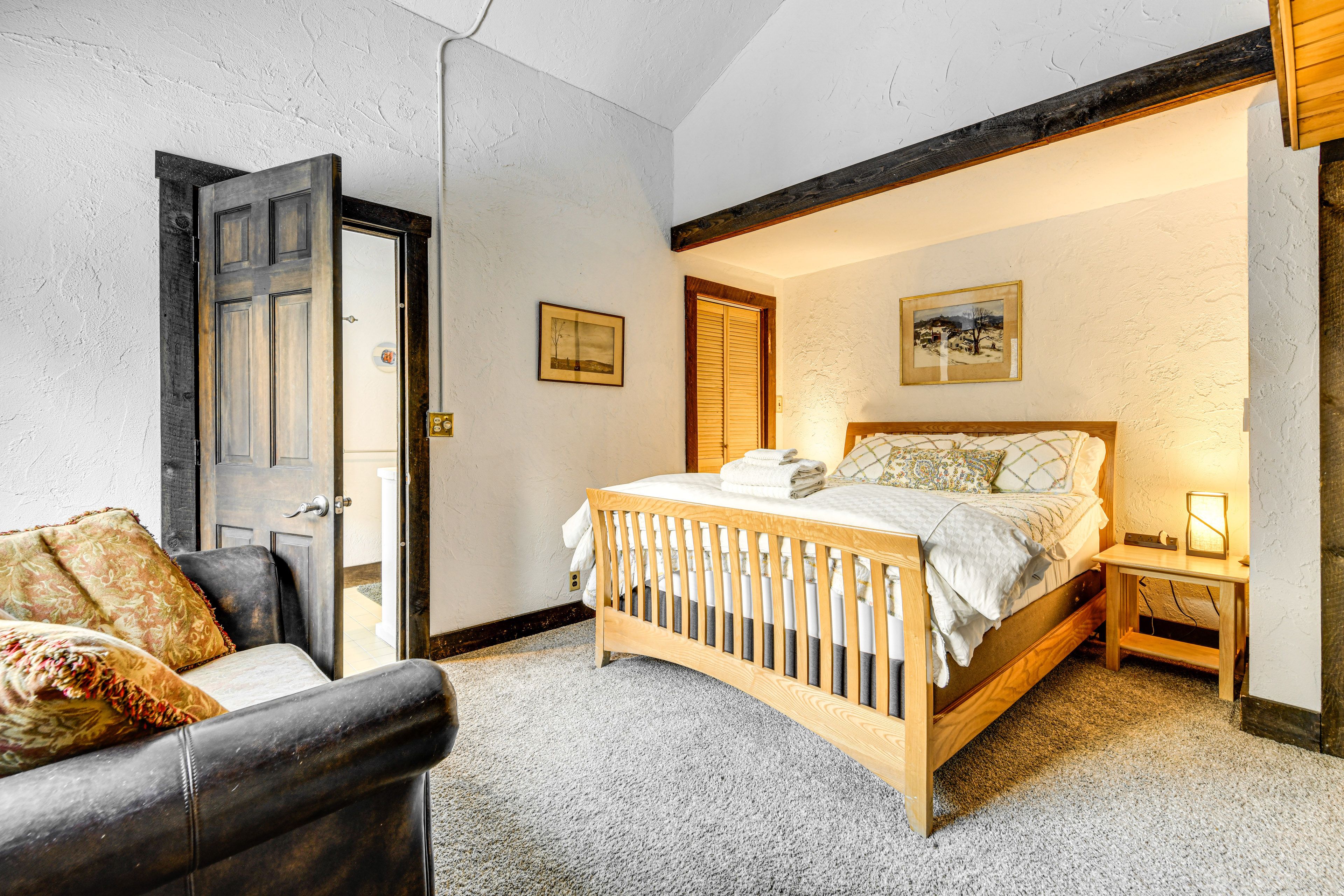 Bedroom 1 | 2nd Floor | Queen Bed | Linens Provided