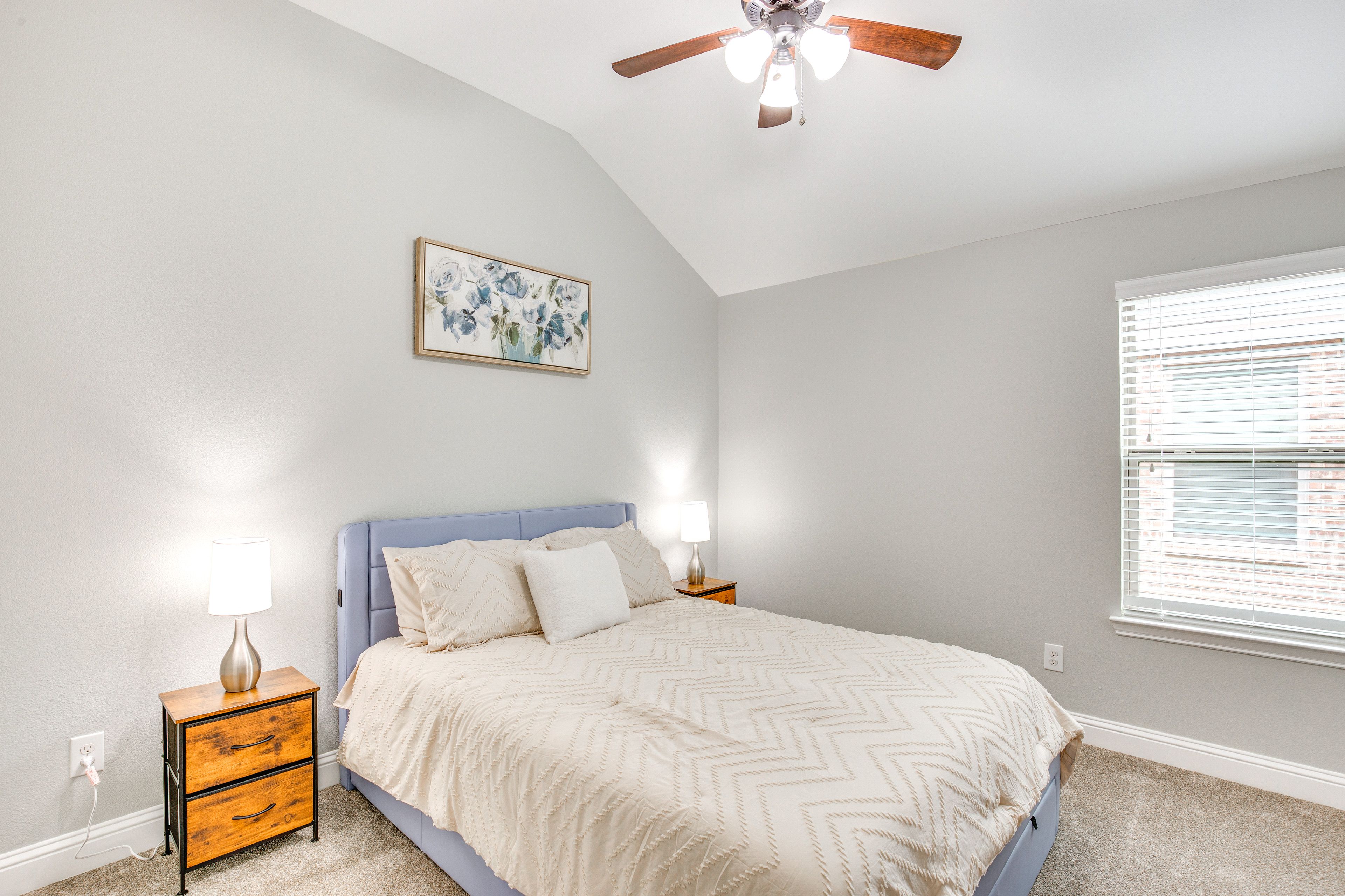 Bedroom 3 | Queen Bed | Flat-Screen TV