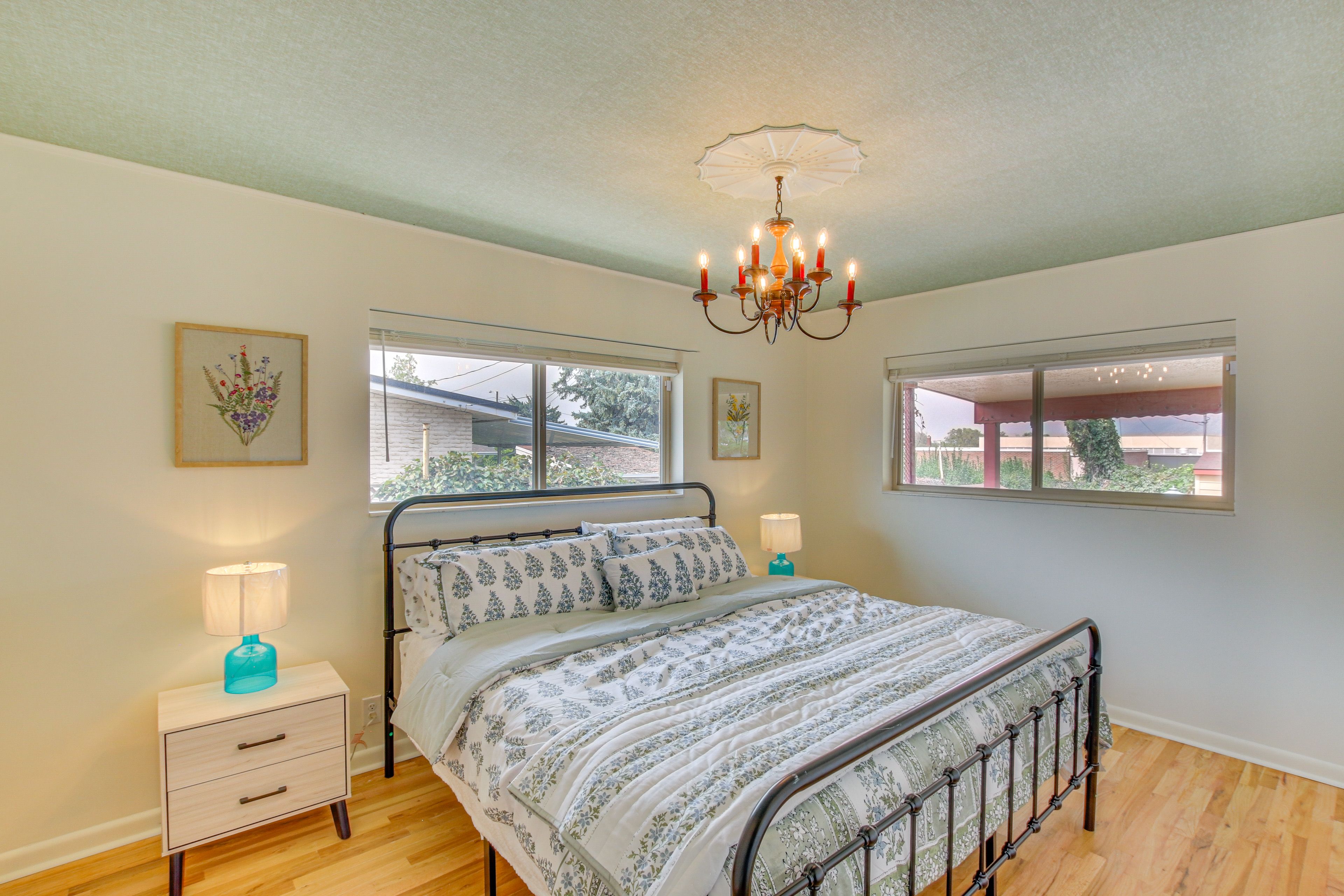 Bedroom 1 | King Bed | Linens Provided | Main Level