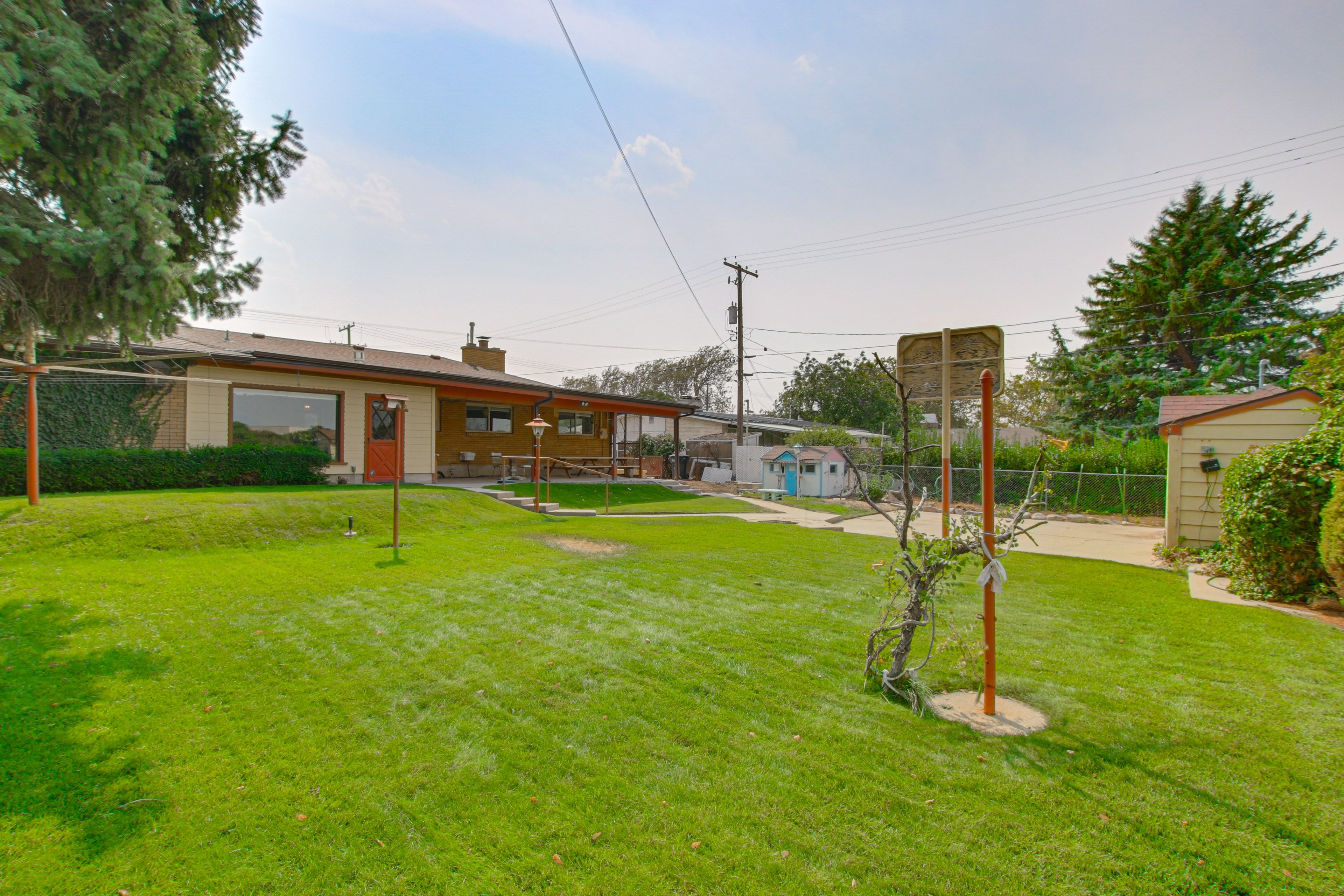 Fenced-In Yard | Patio | Outdoor Dining Area