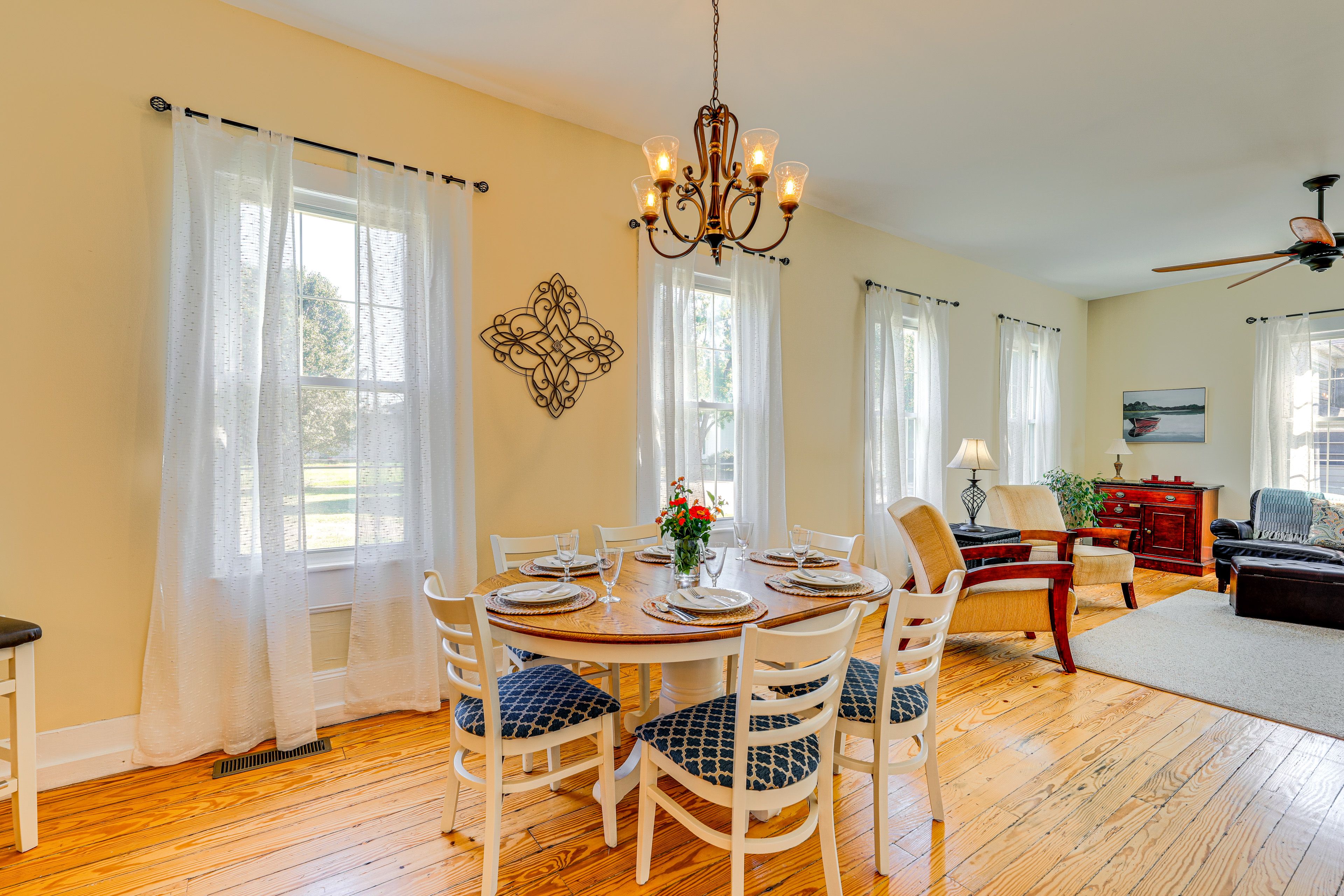 Dining Area | 1st Floor | Dishware & Flatware Provided
