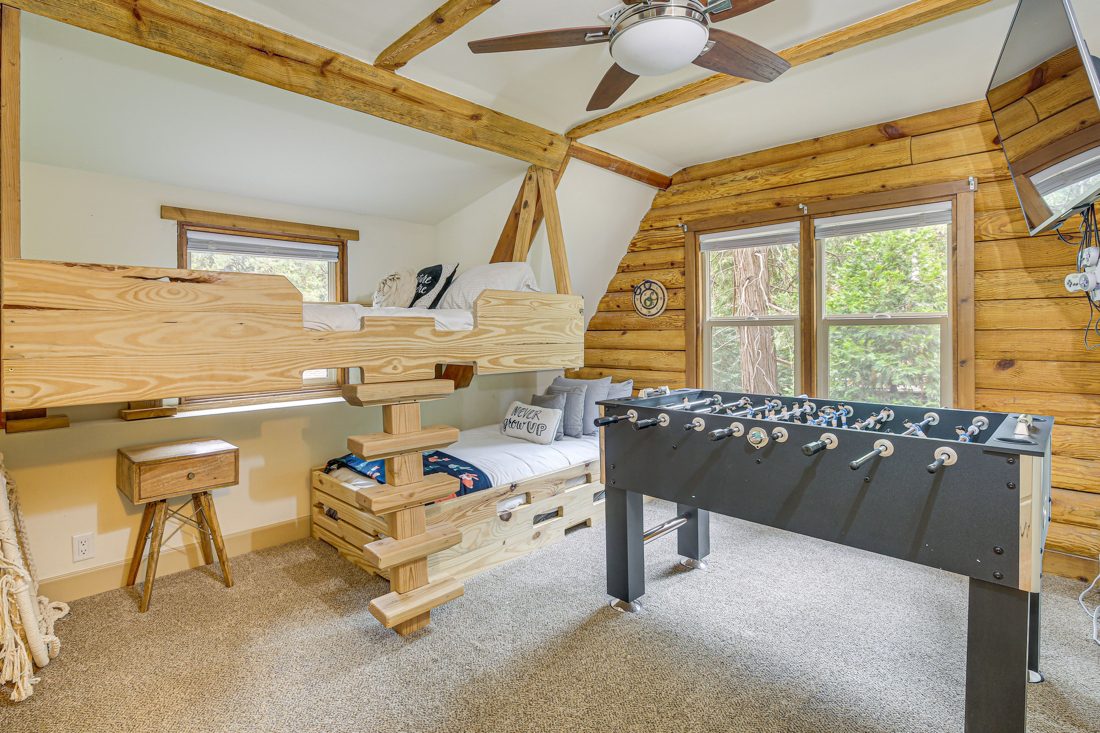 Bedroom 3 | Twin Bed | Lofted Queen Bed | 2nd Floor