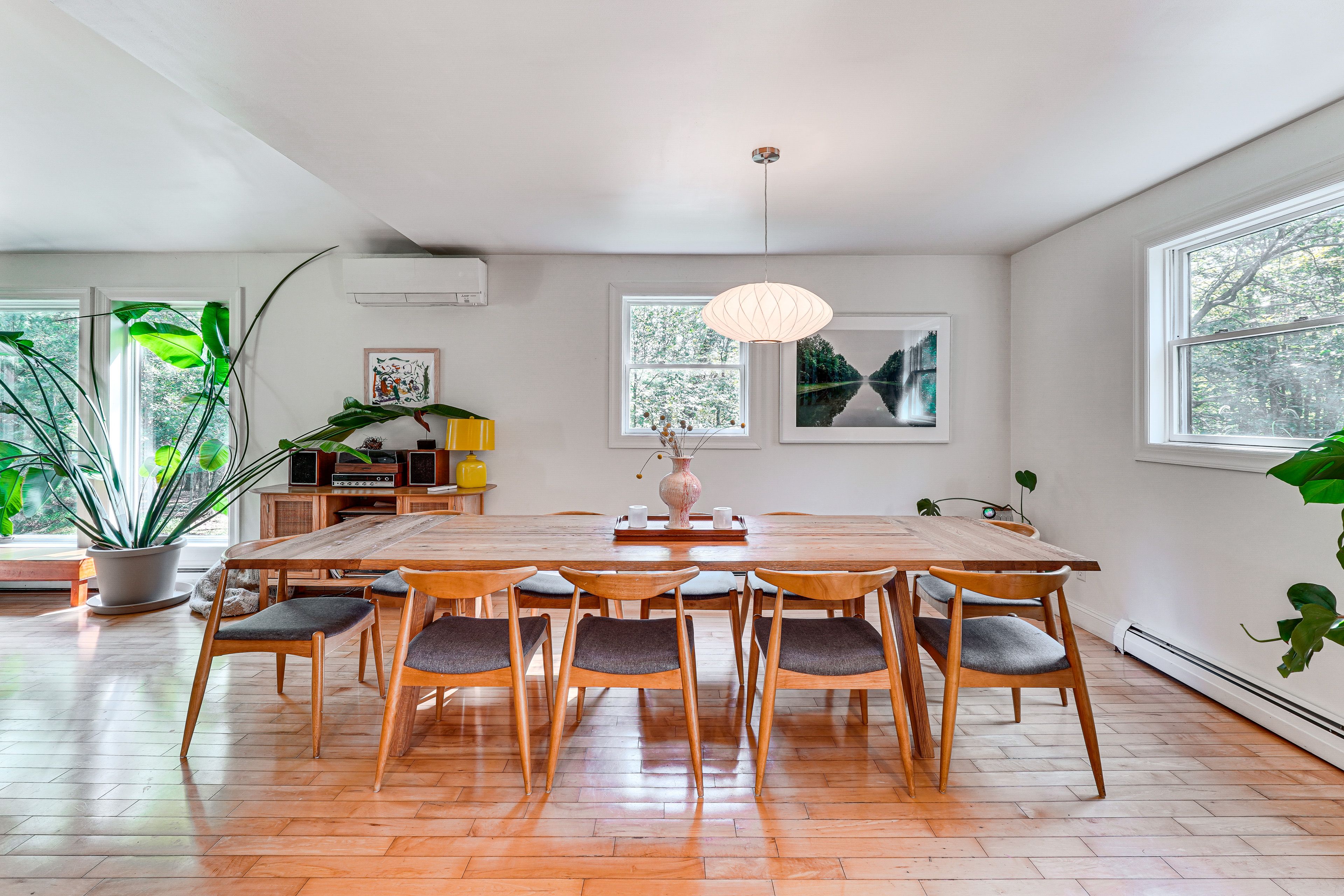 Dining Area | Main Level | Dishware & Flatware Provided