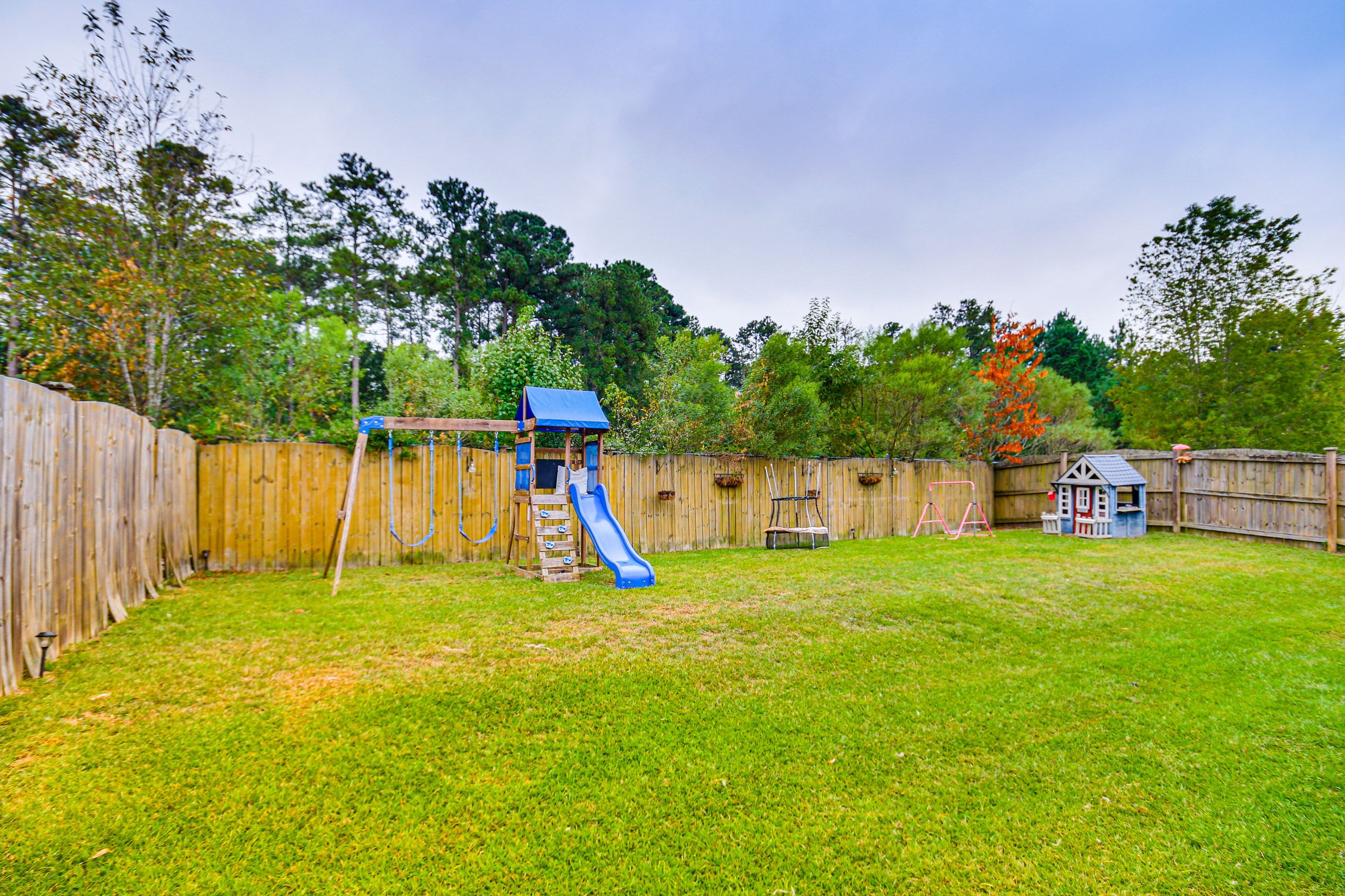 Backyard | Single-Story Home