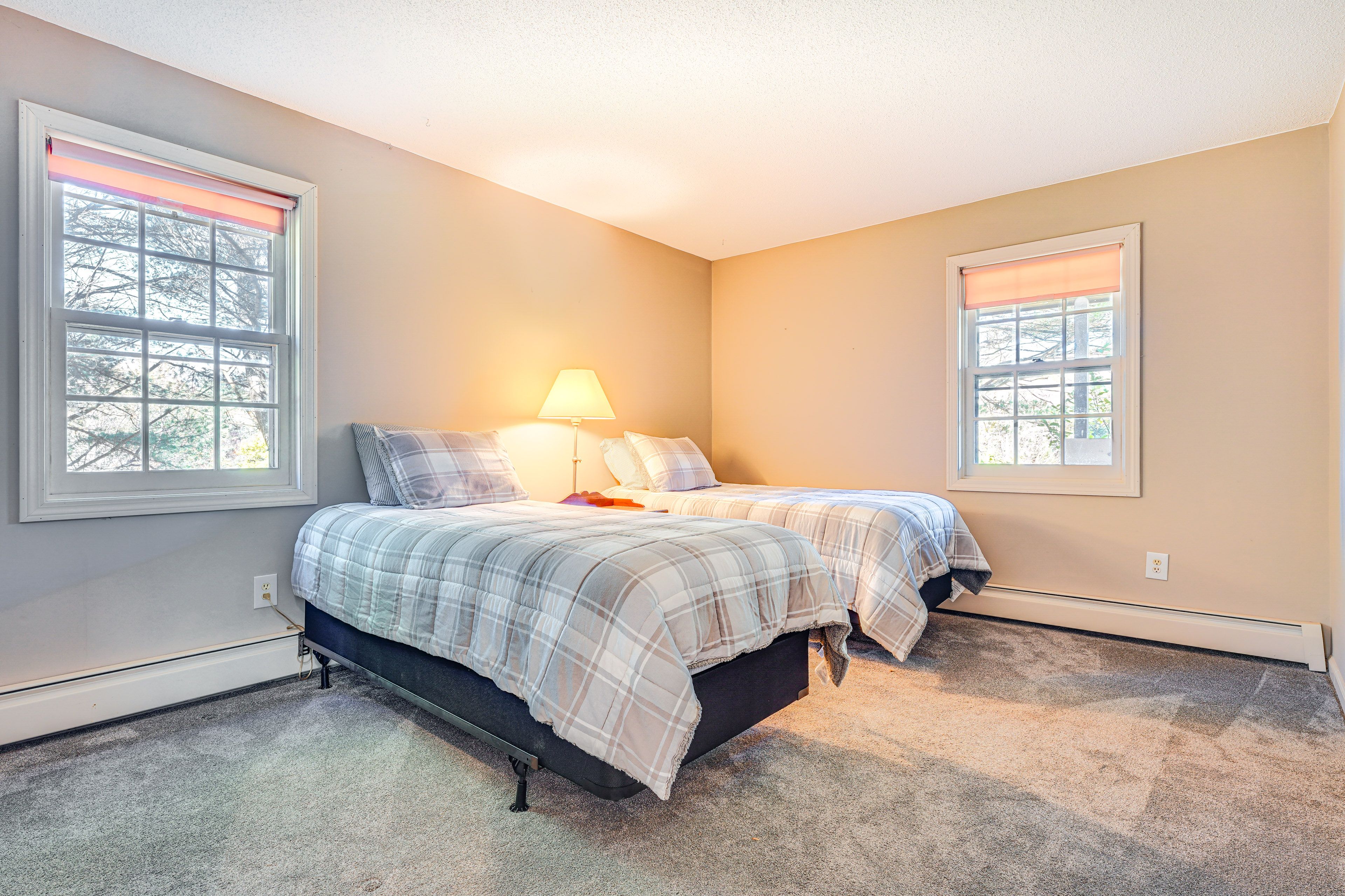 Bedroom 2 | 2 Twin Beds | 1st Floor