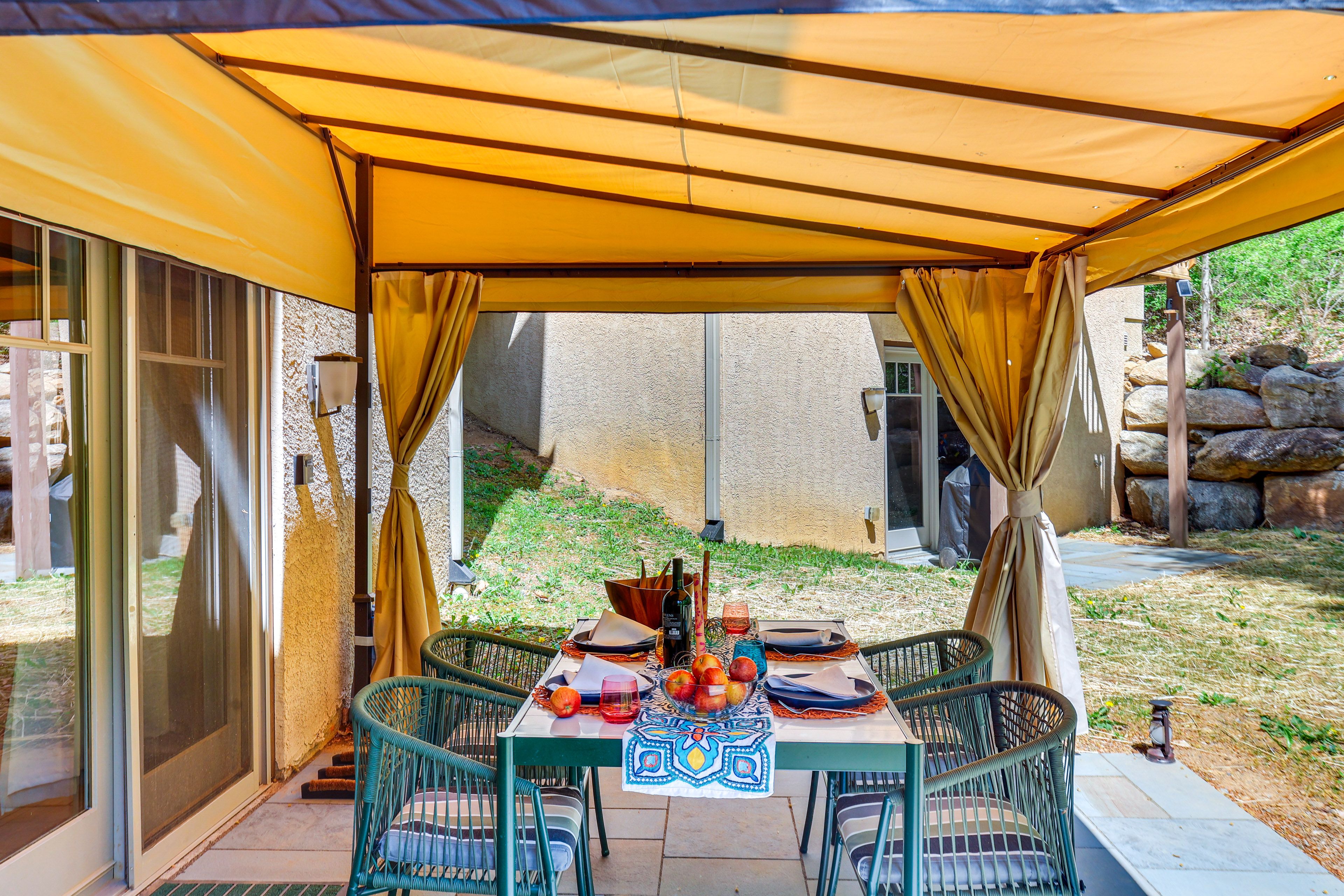 Covered Patio | Apartment Entrance
