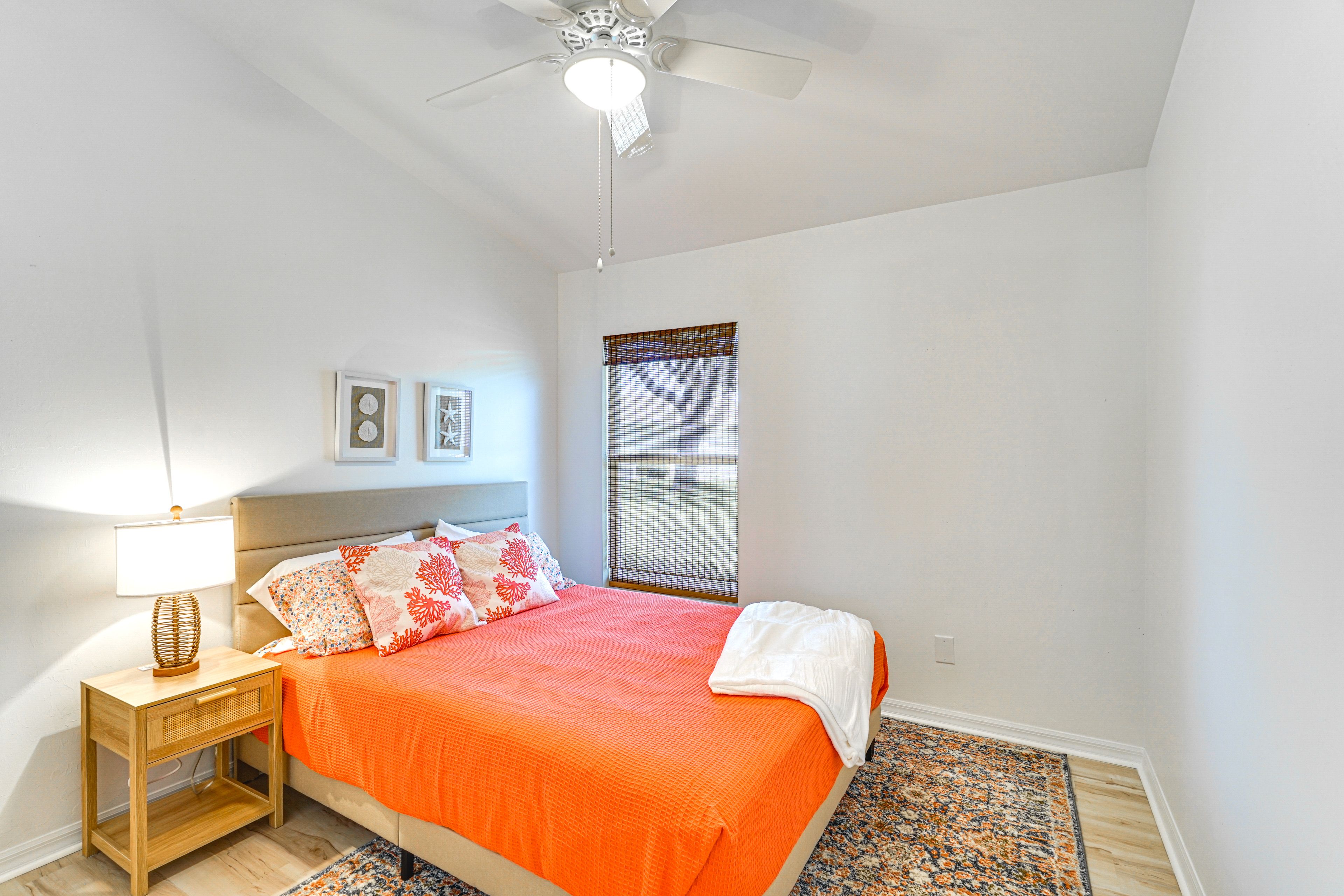 Bedroom 2 | Queen Bed | Linens Provided