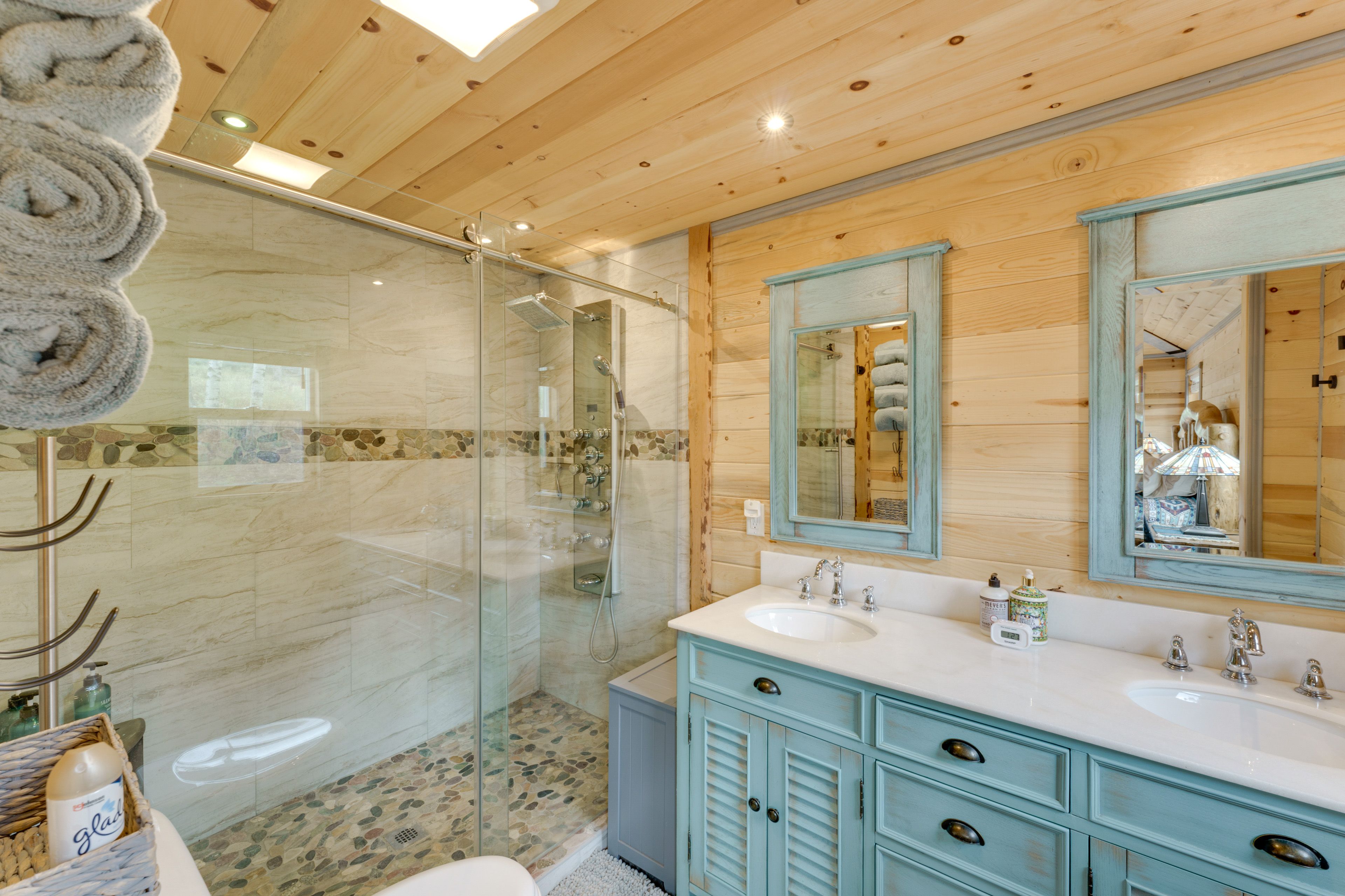 En-Suite Bathroom | Complimentary Toiletries