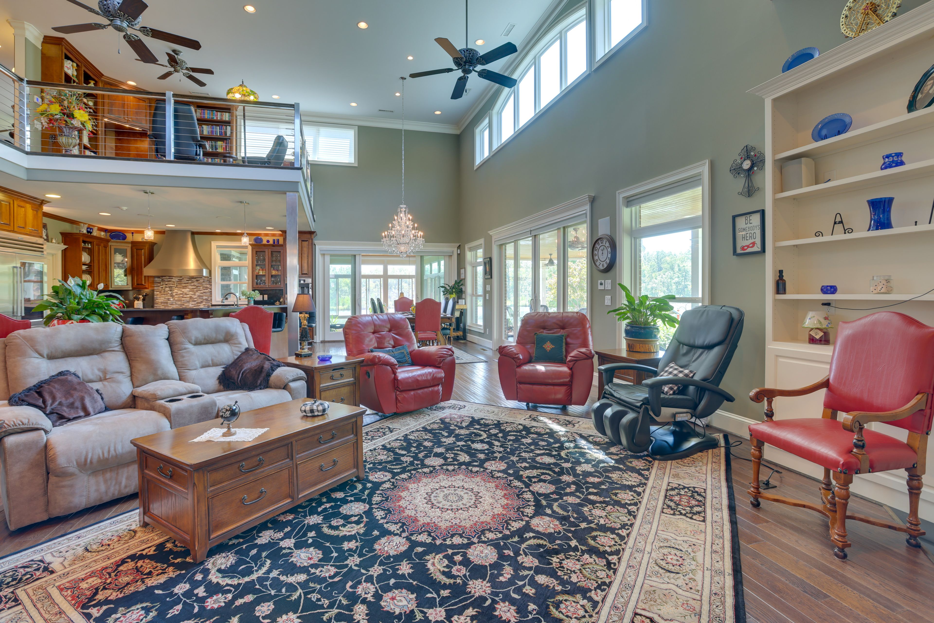 Living Room | Smart TV | Central A/C