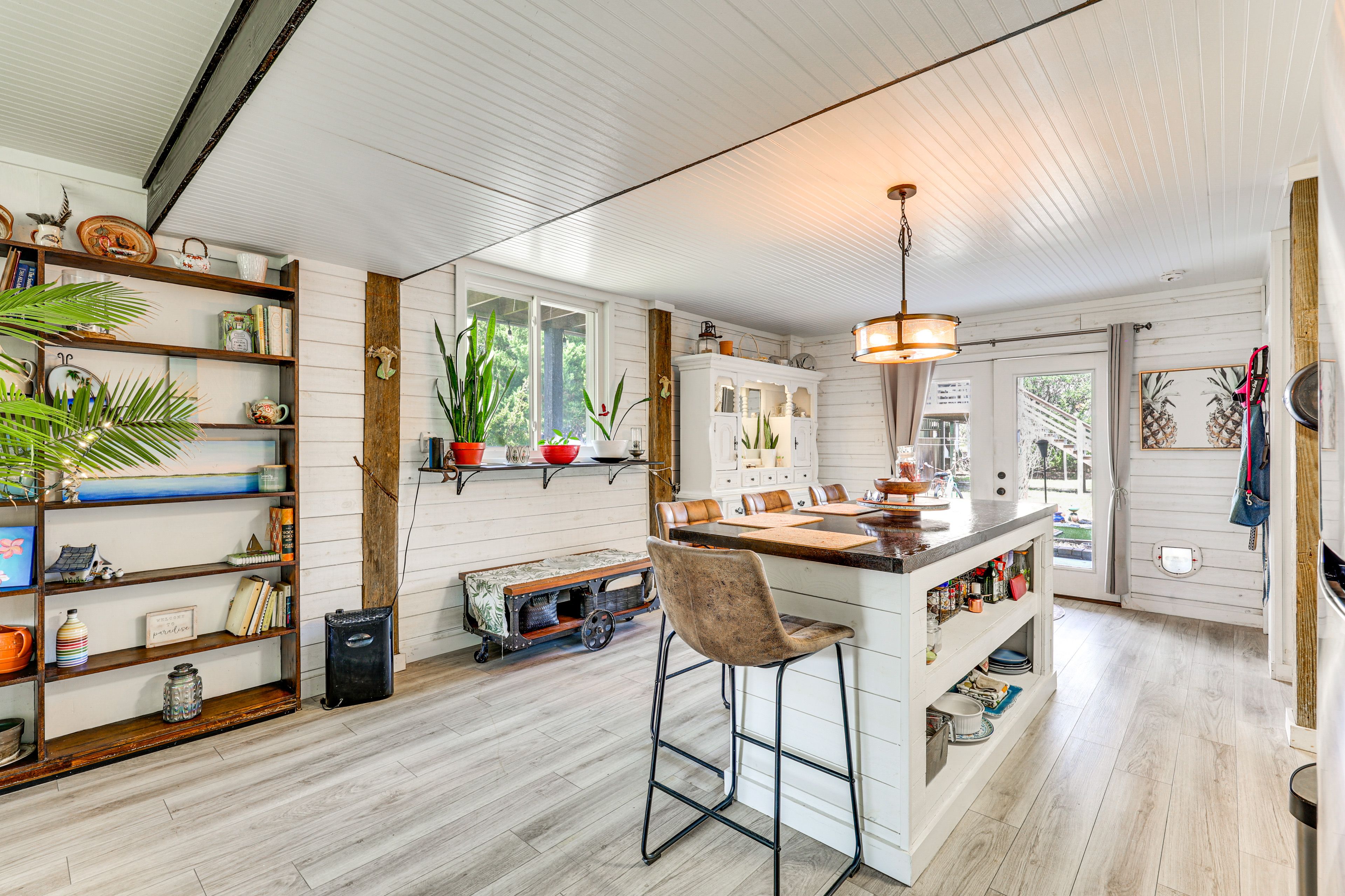 Kitchen | Keurig | Blender | Toaster | Air Fryer