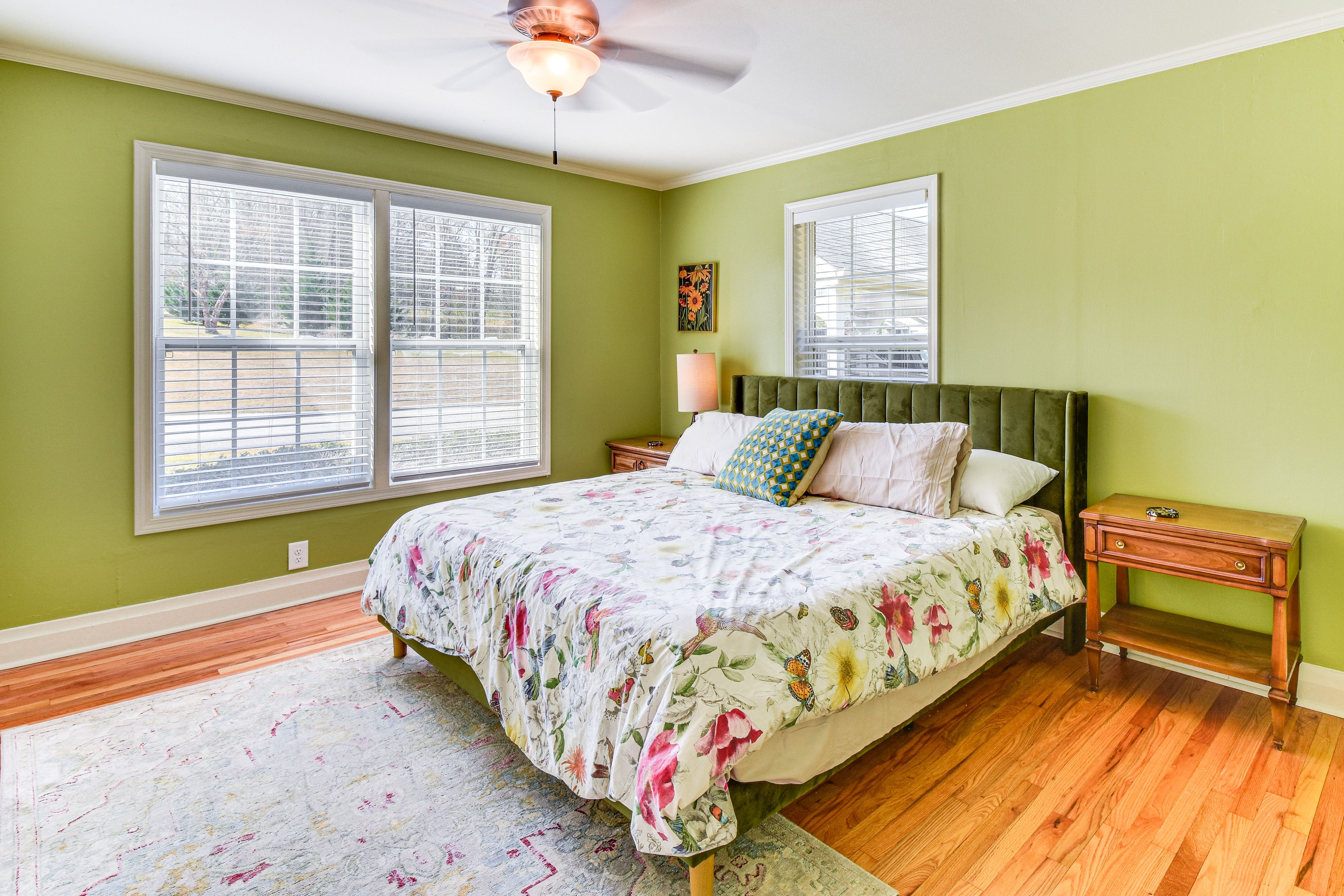 Bedroom 2 | Queen Bed