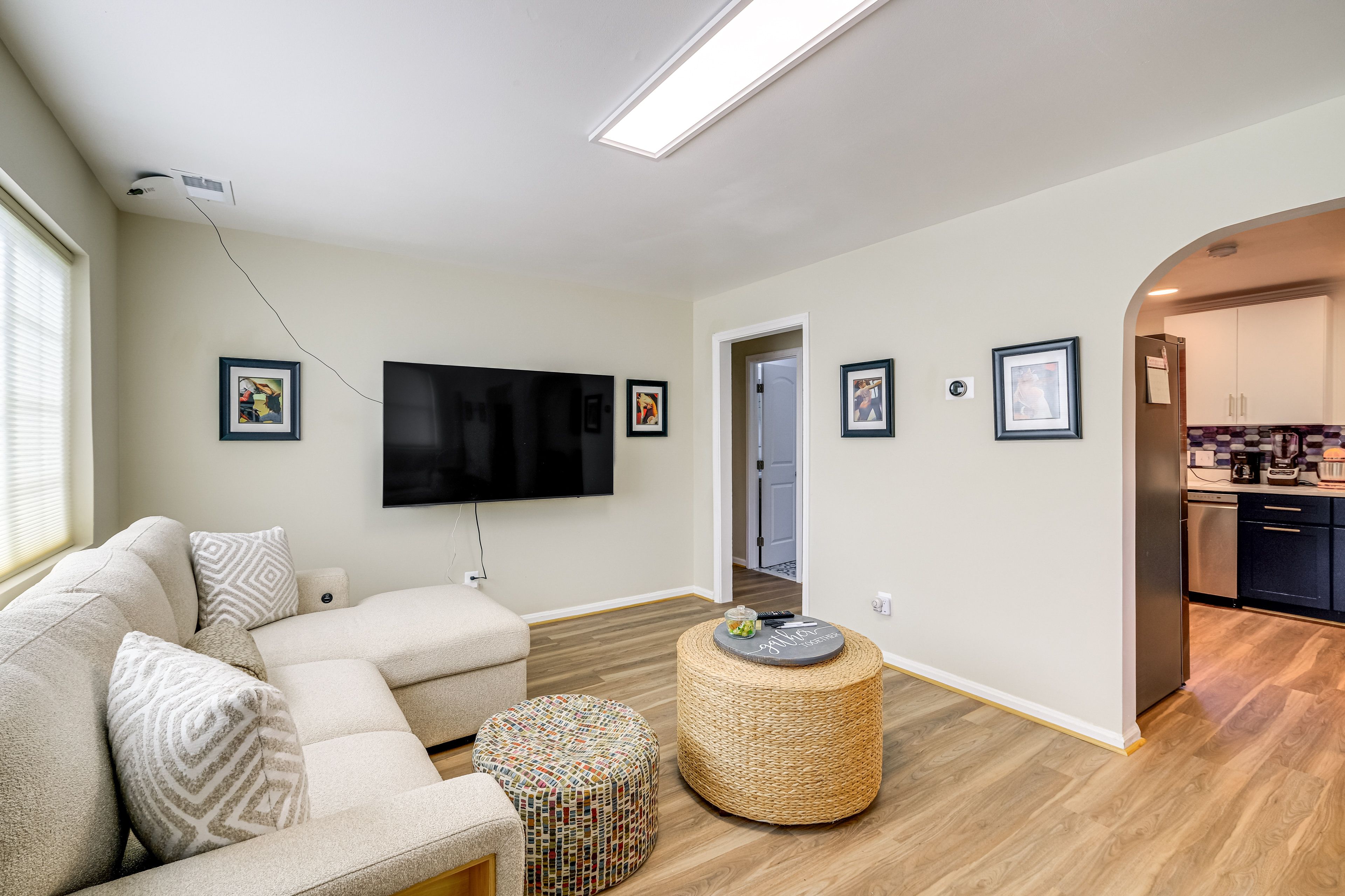 Living Room | Smart TV | Free WiFi