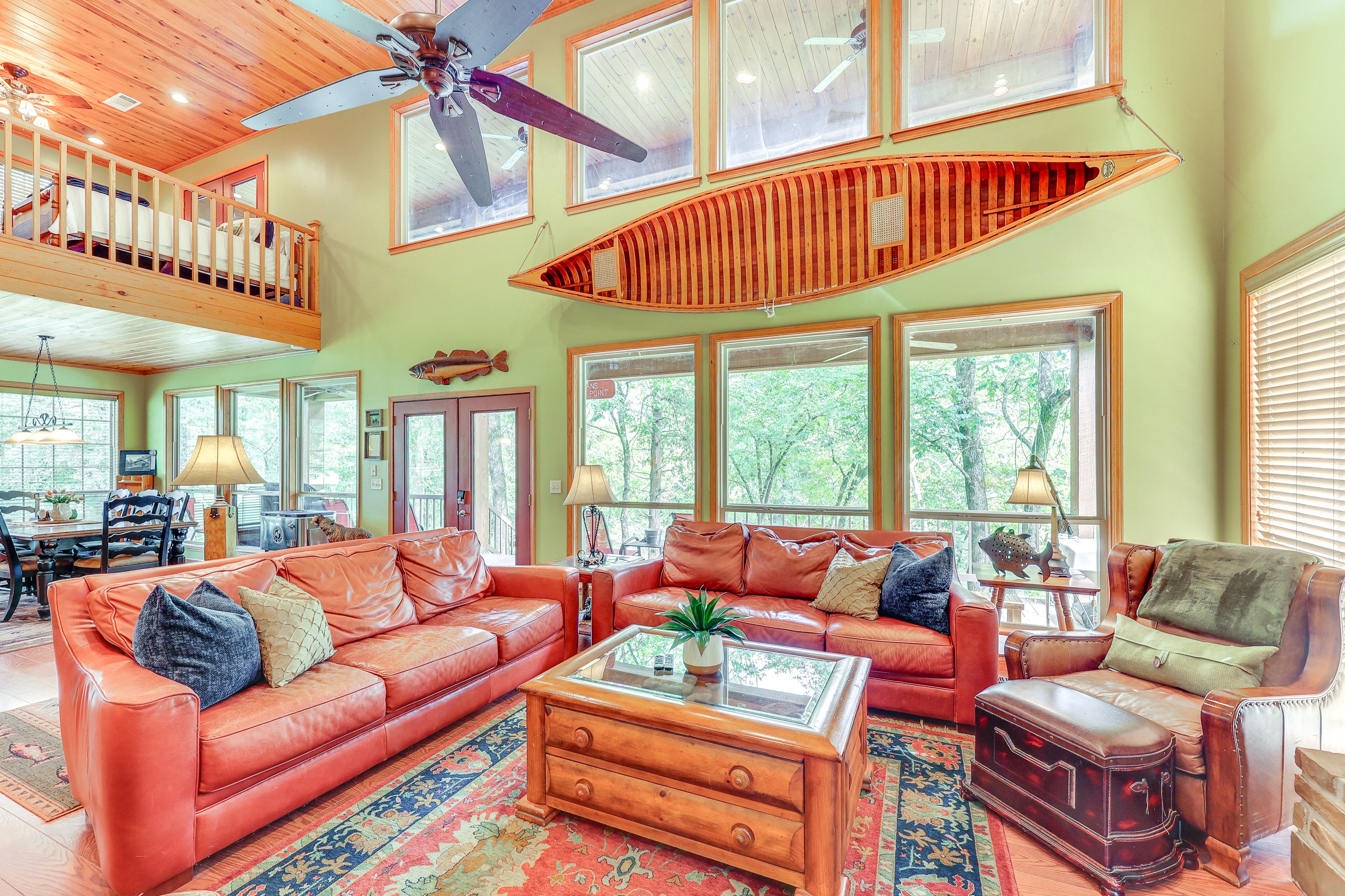 Living Room | Free WiFi | Smart TV | Fireplace | 1st Floor