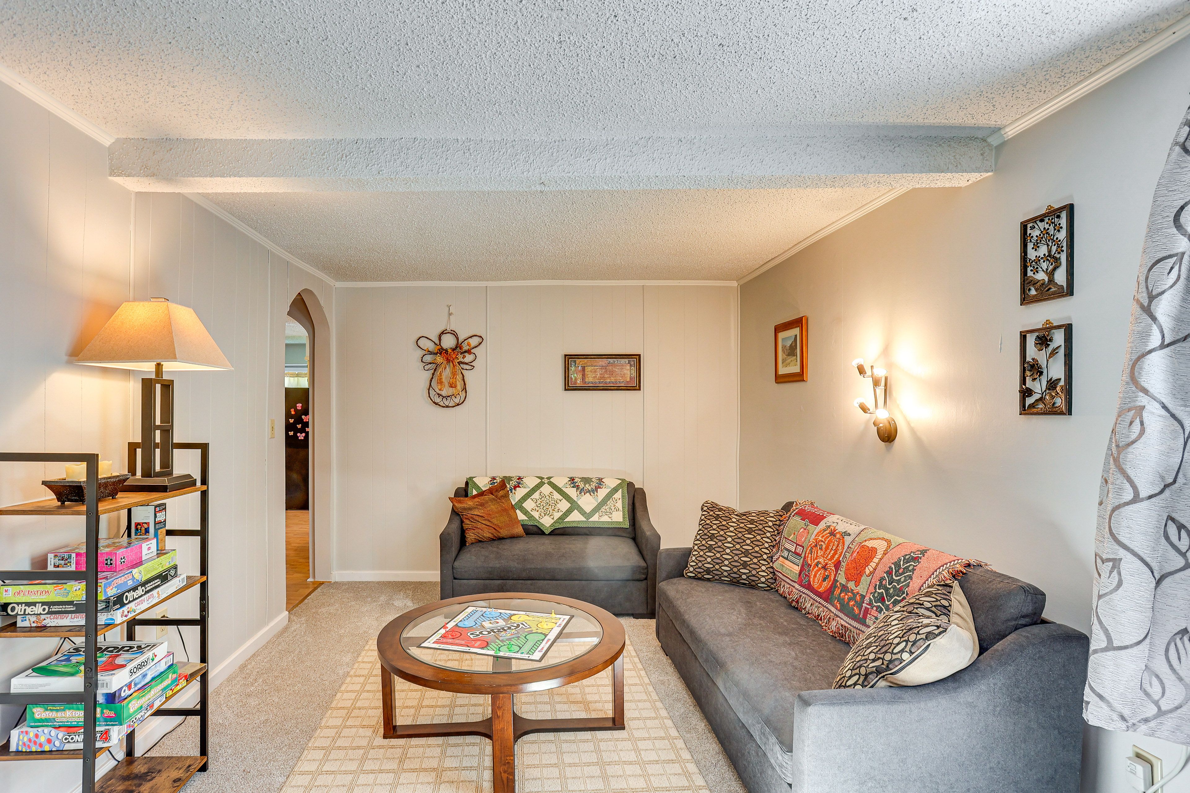 Family Room | 1st Floor | Free WiFi