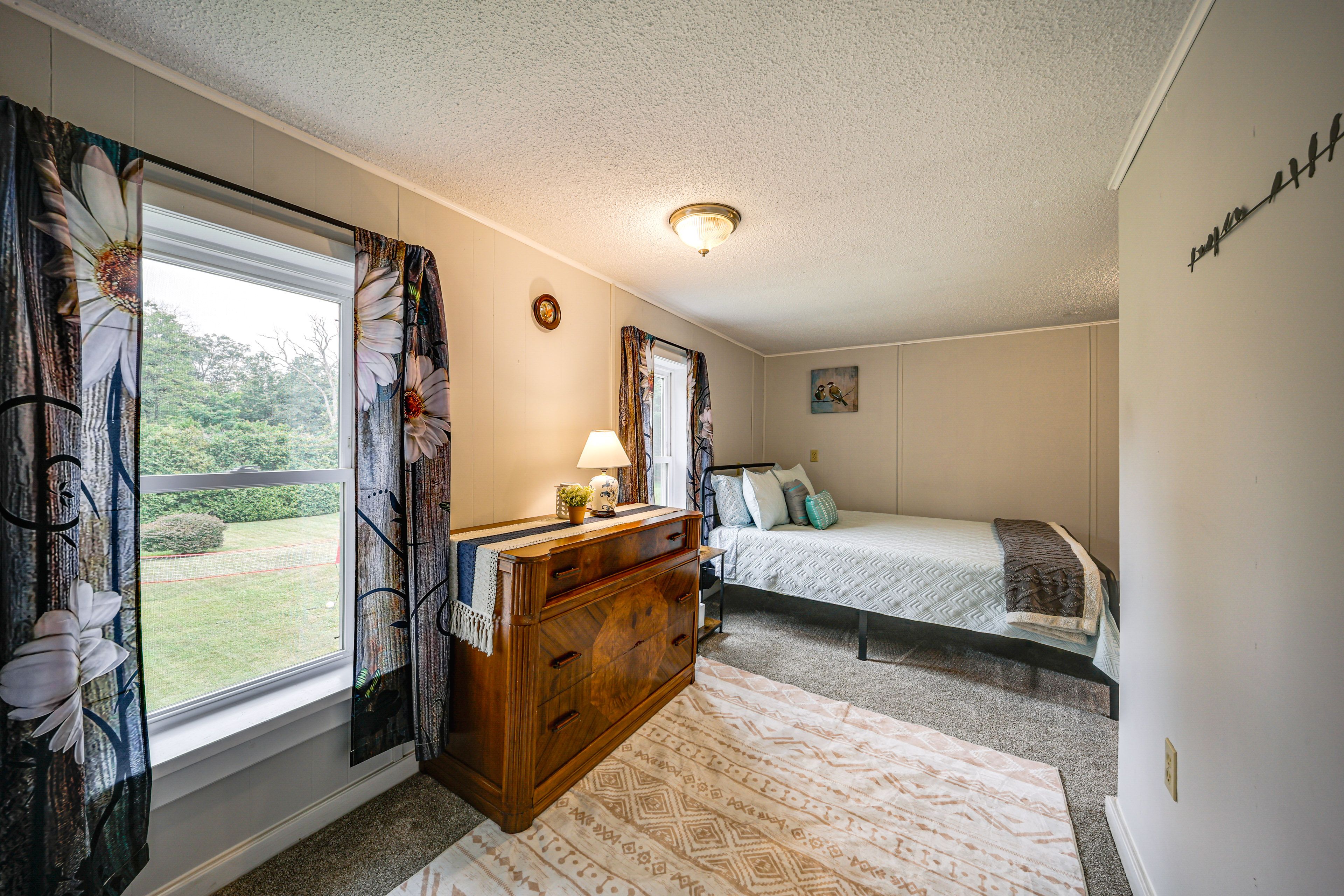 Bedroom 3 | Queen Bed | 2nd Floor