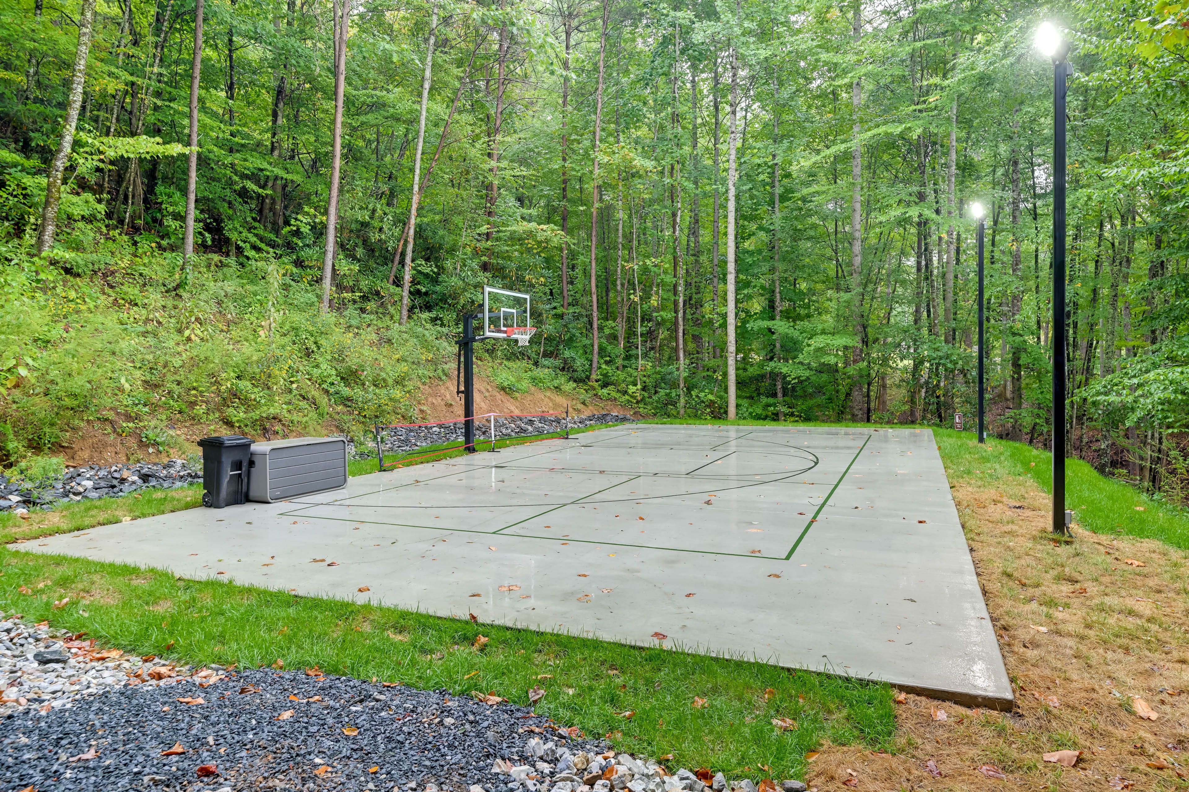Shared Sport Court | Basketball & Pickleball Court