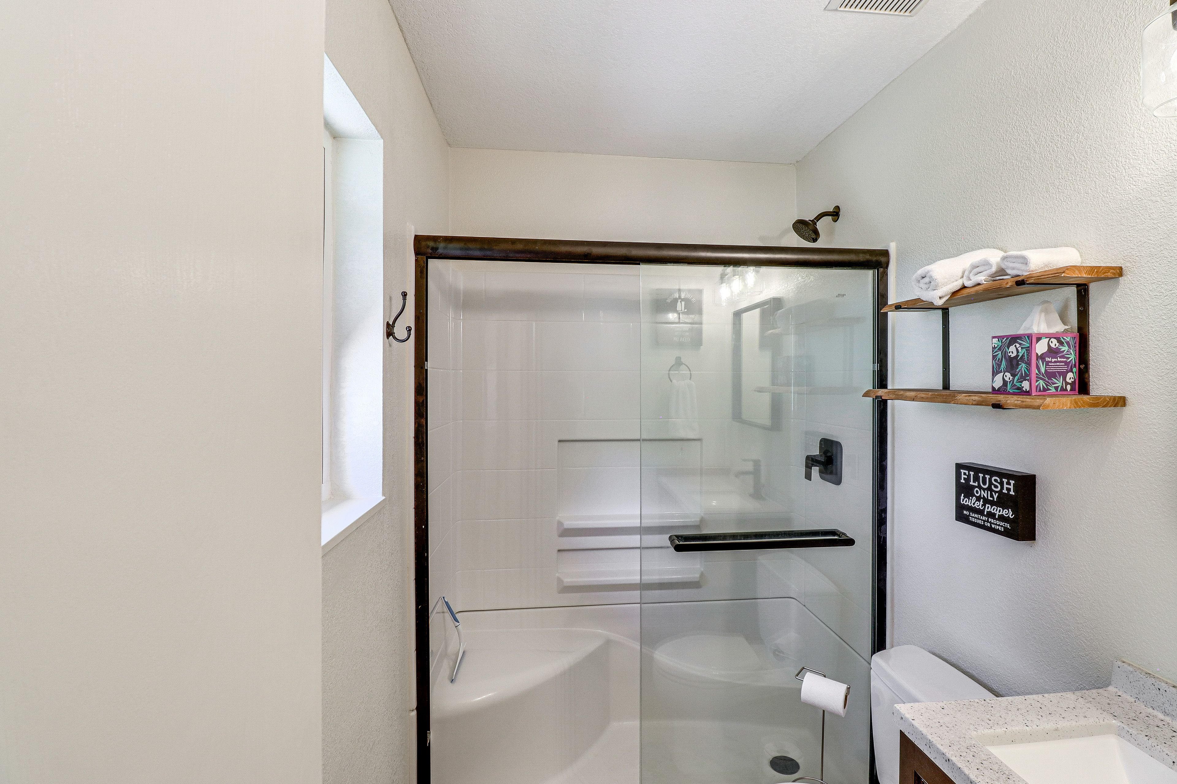 En-Suite Bathroom | Access via Bedroom 1 | Complimentary Toiletries | Hair Dryer
