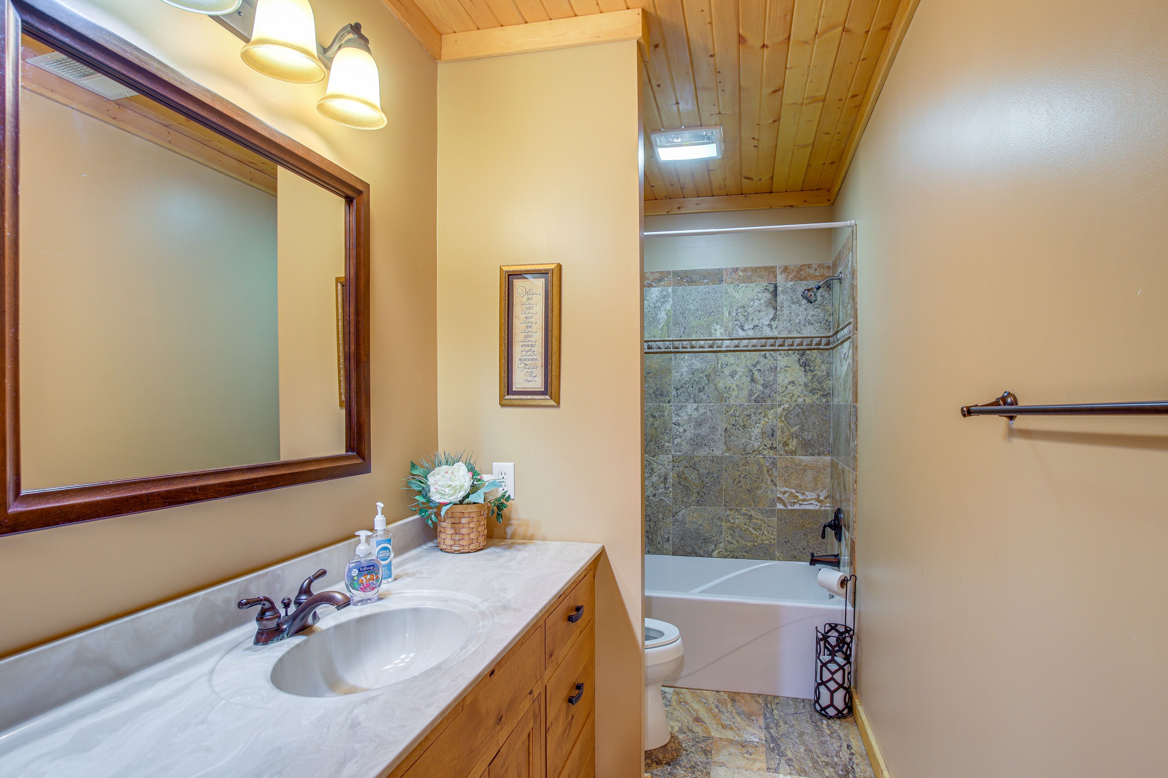 Bathroom | Basement Level