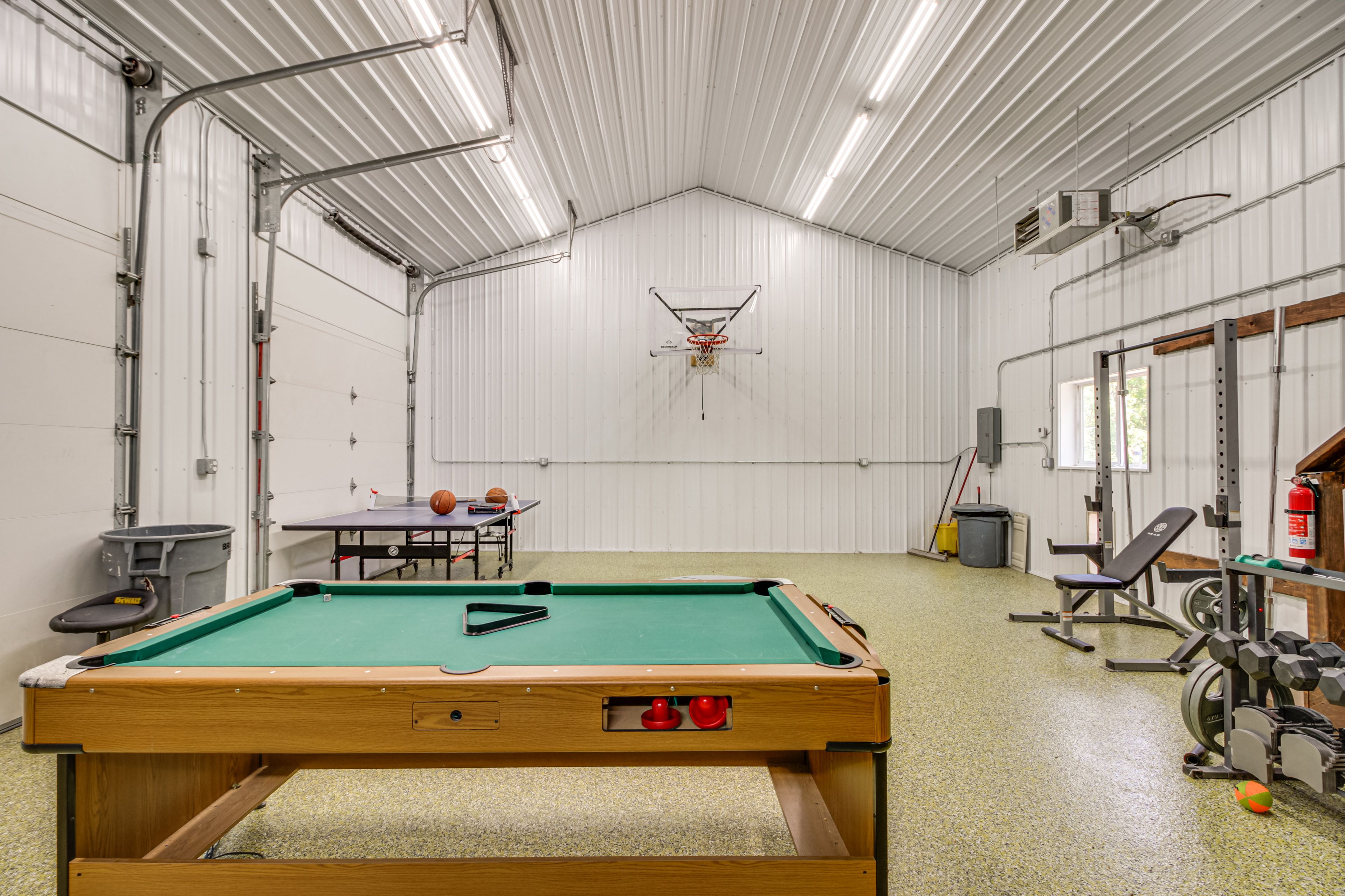 Game Room w/ Table Games & Basketball Hoop