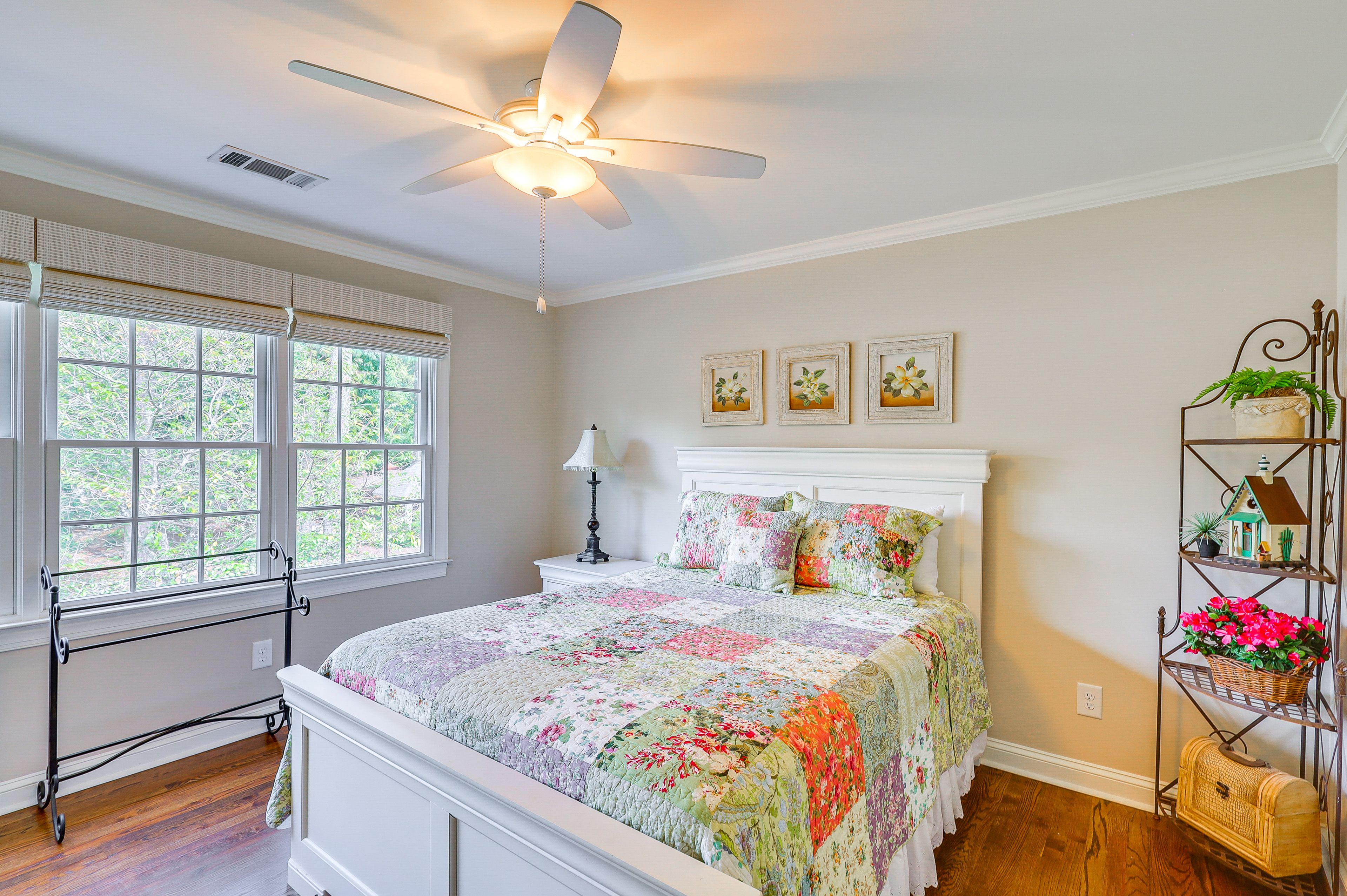 Bedroom 2 | Queen Bed | 2nd Floor