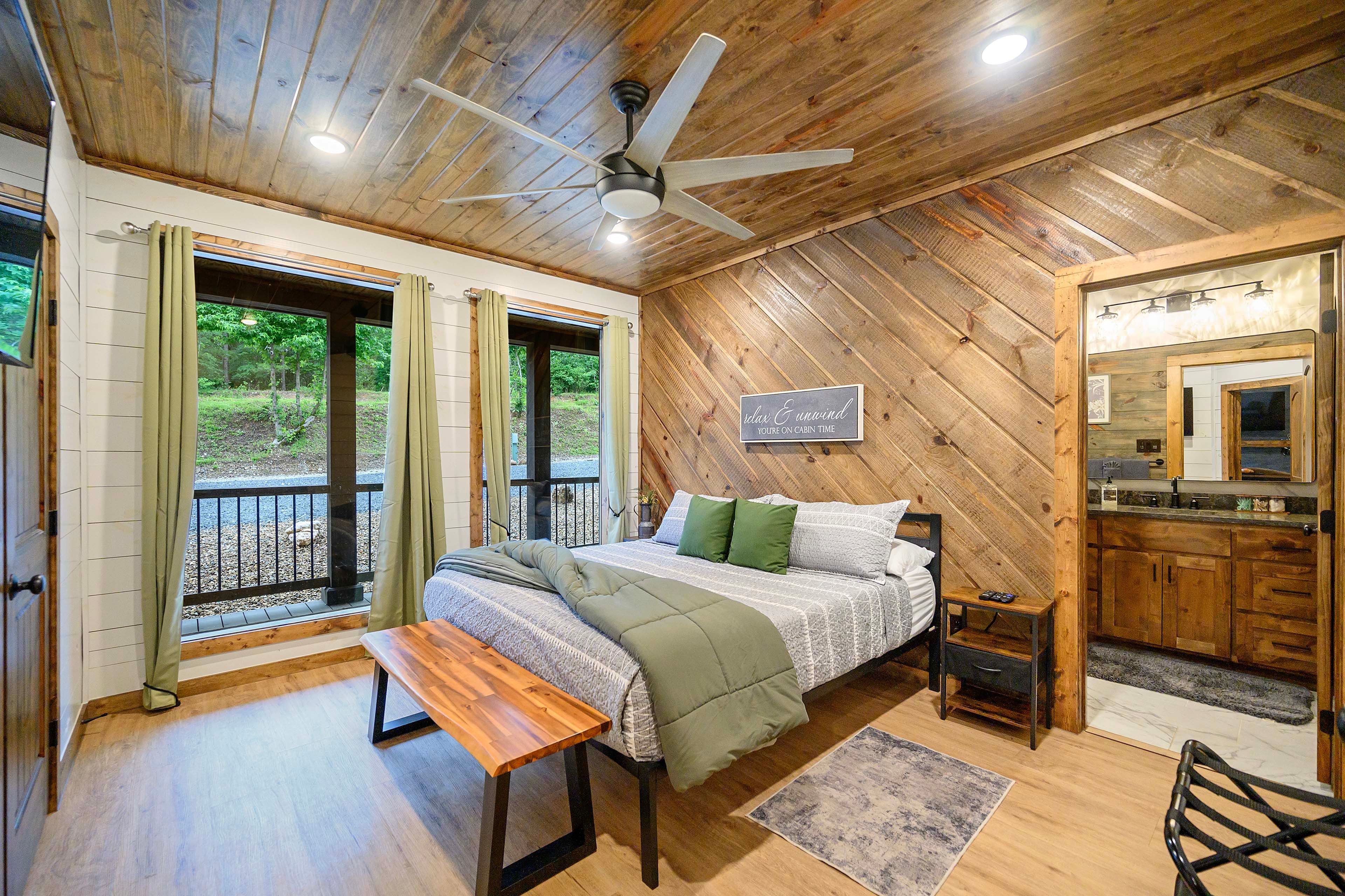Bedroom 1 | 1st Floor | King Bed | Linens Provided | Smart TV