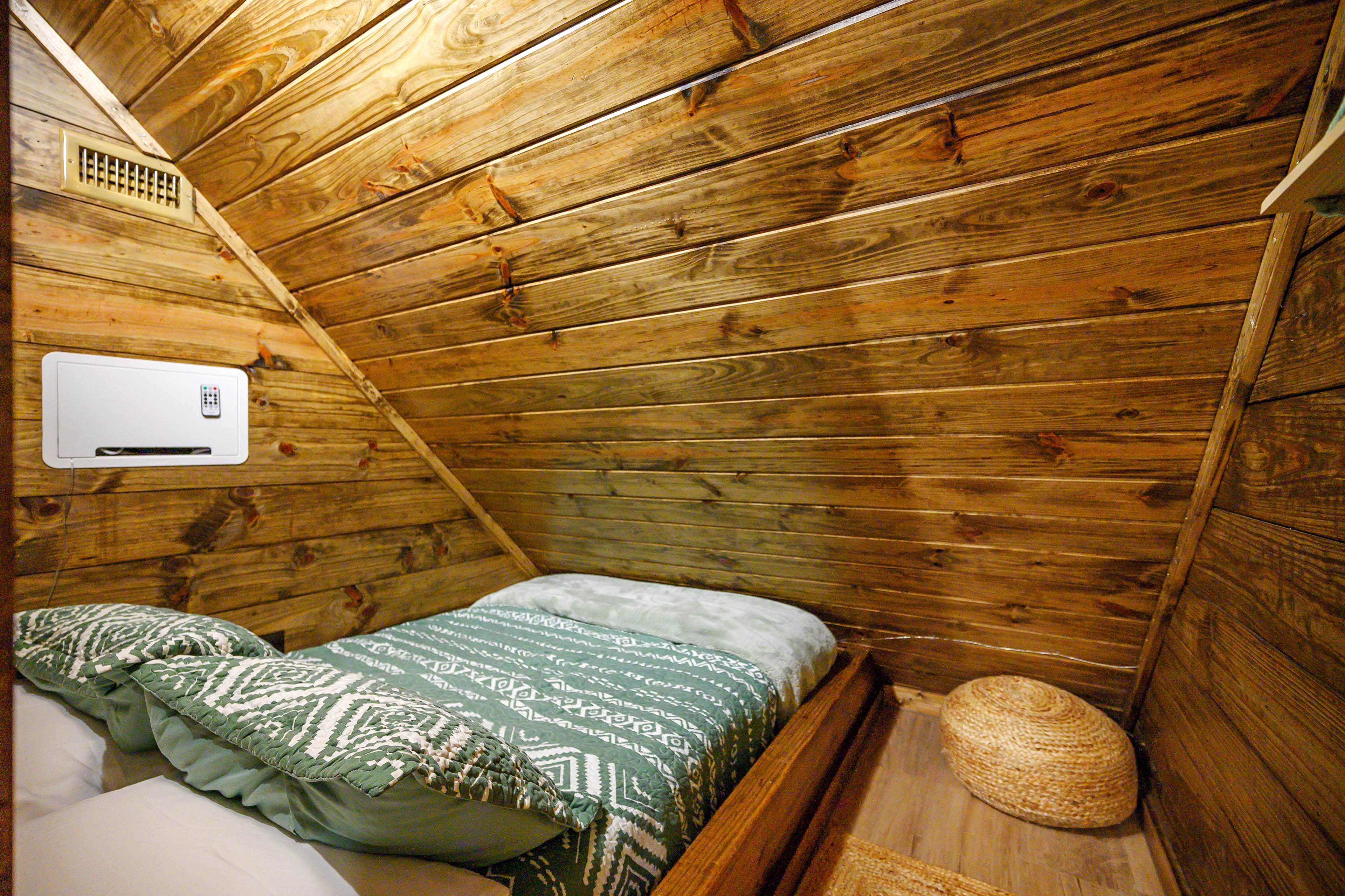 Sleeping Nook | 2nd Floor | Full Bed