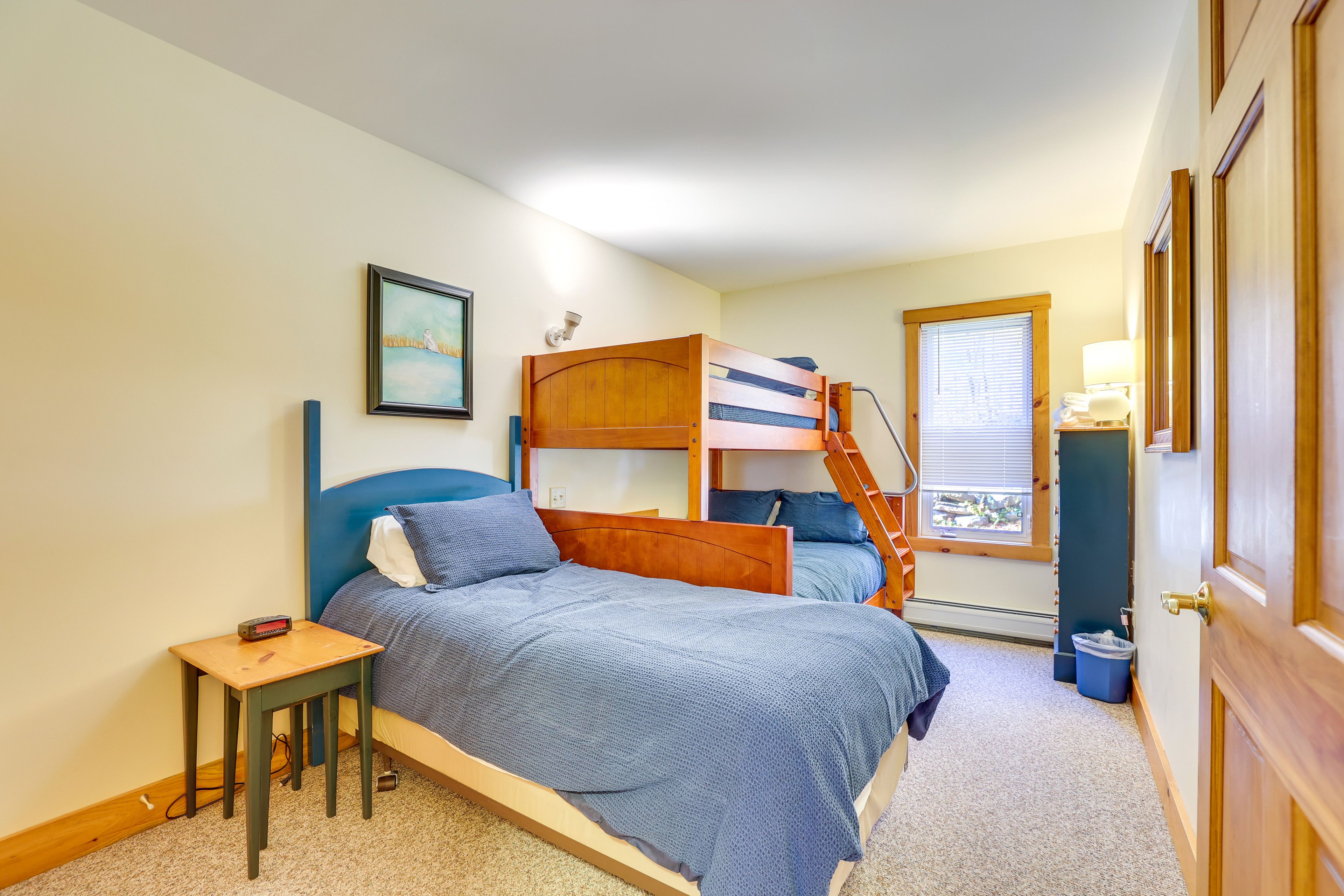 Bedroom 2 | Twin Bed | Twin/Full Bunk Bed