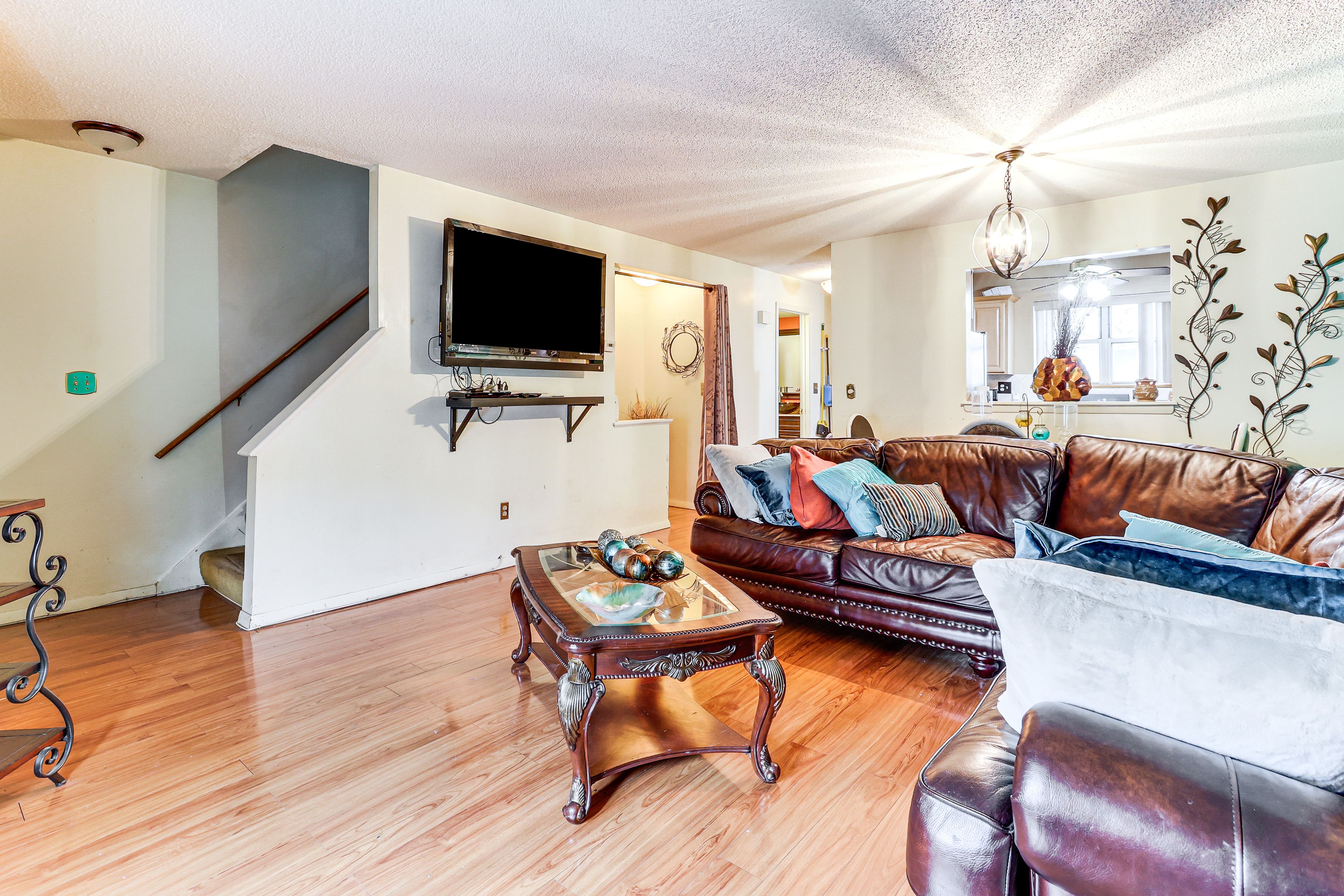 Living Room | 2nd Floor