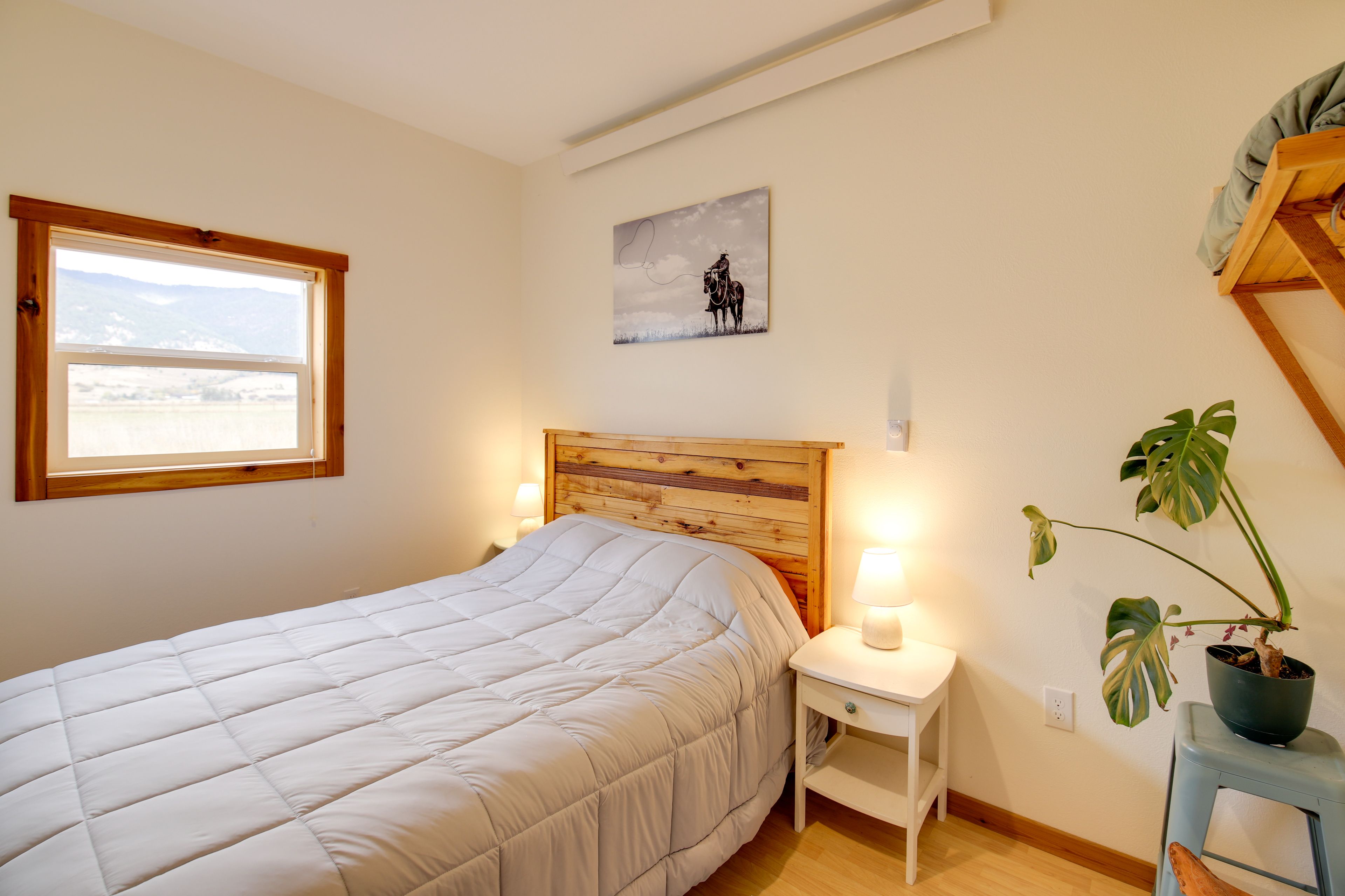 Arlee Vacation Rental | Studio | 1BA | 210 Sq Ft | Step-Free Entry