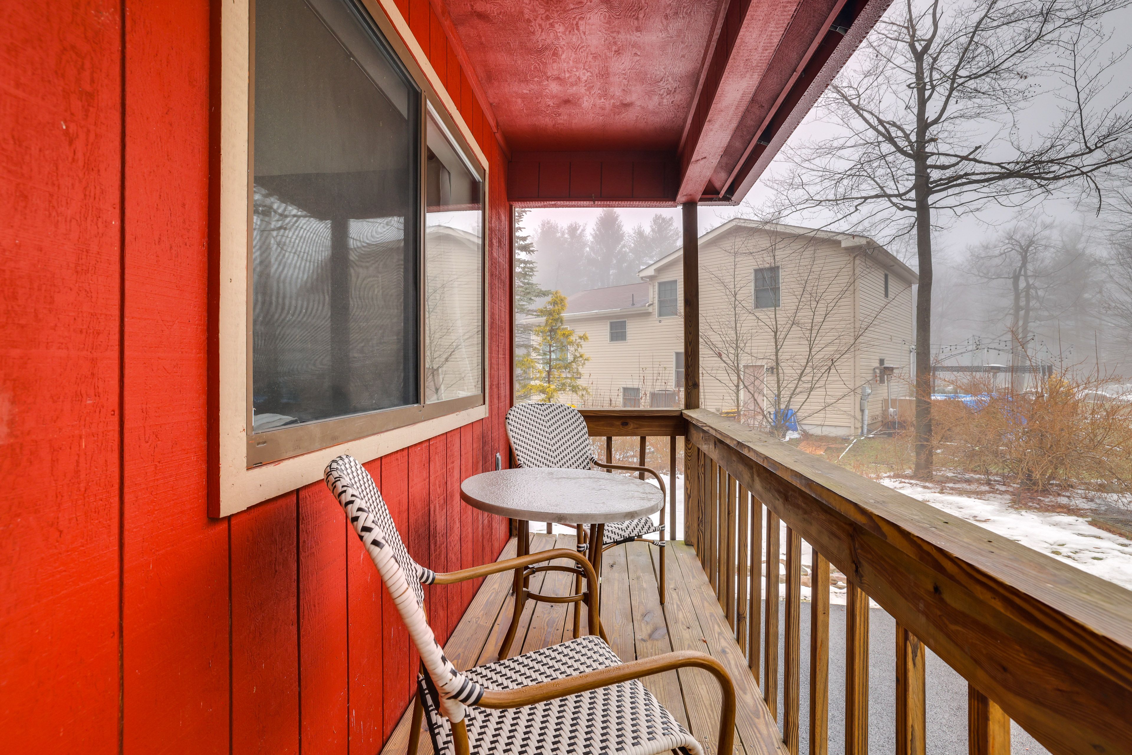Front Porch | Outdoor Seating