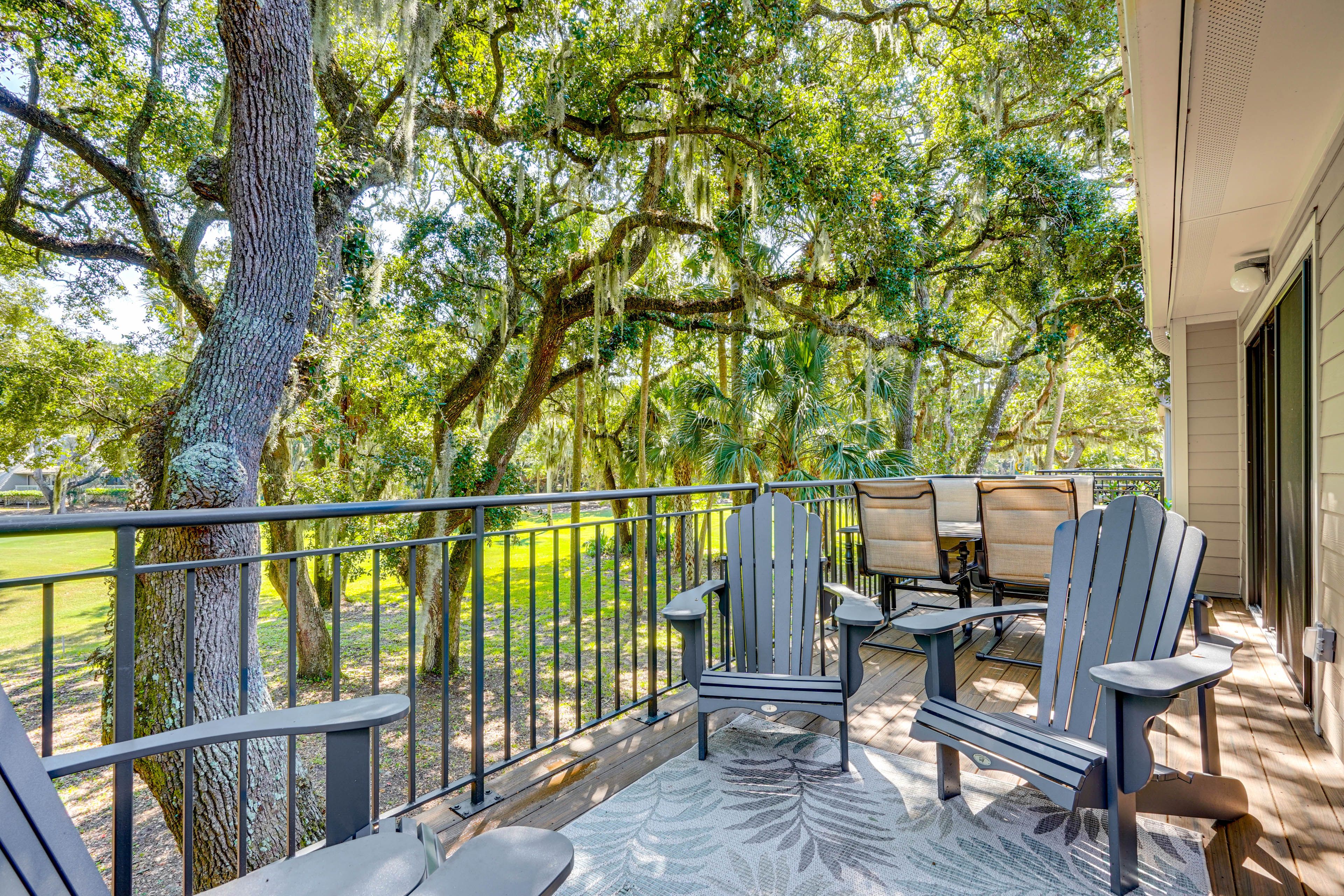 Private Deck