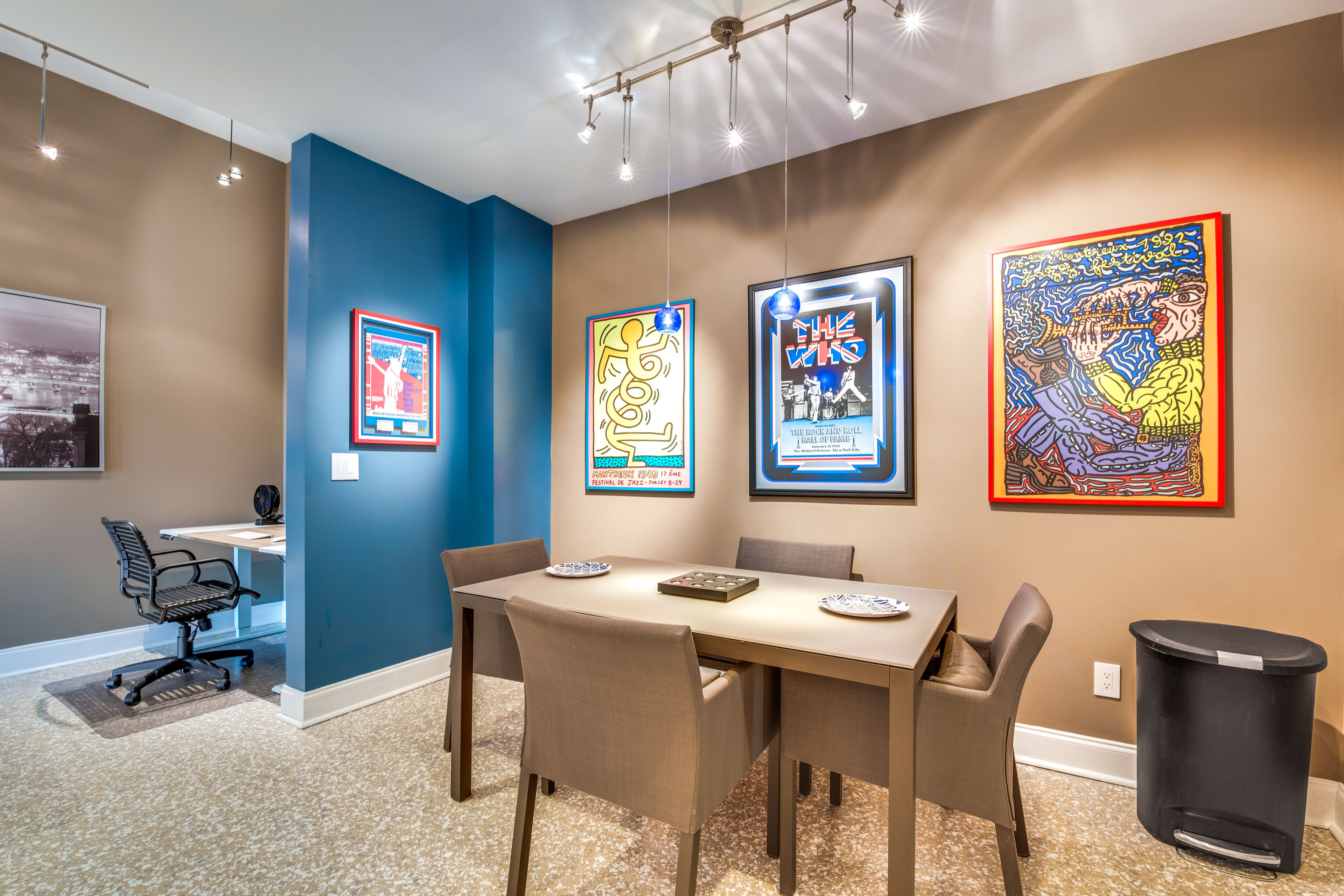 Dining Area | Dishware & Flatware Provided | Central A/C & Heat
