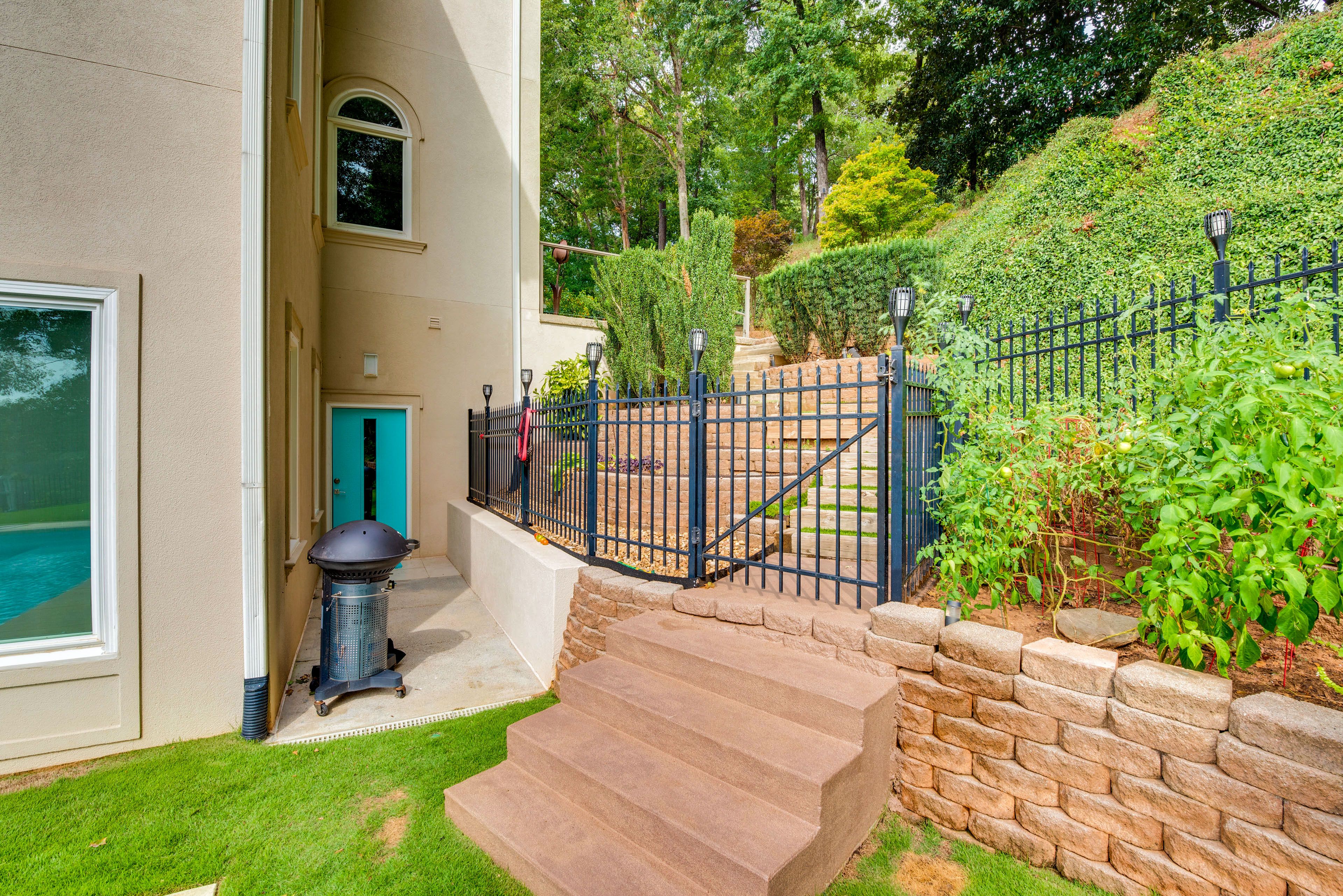 Unit Entry | Shared Exterior | Pool | Gas Grill