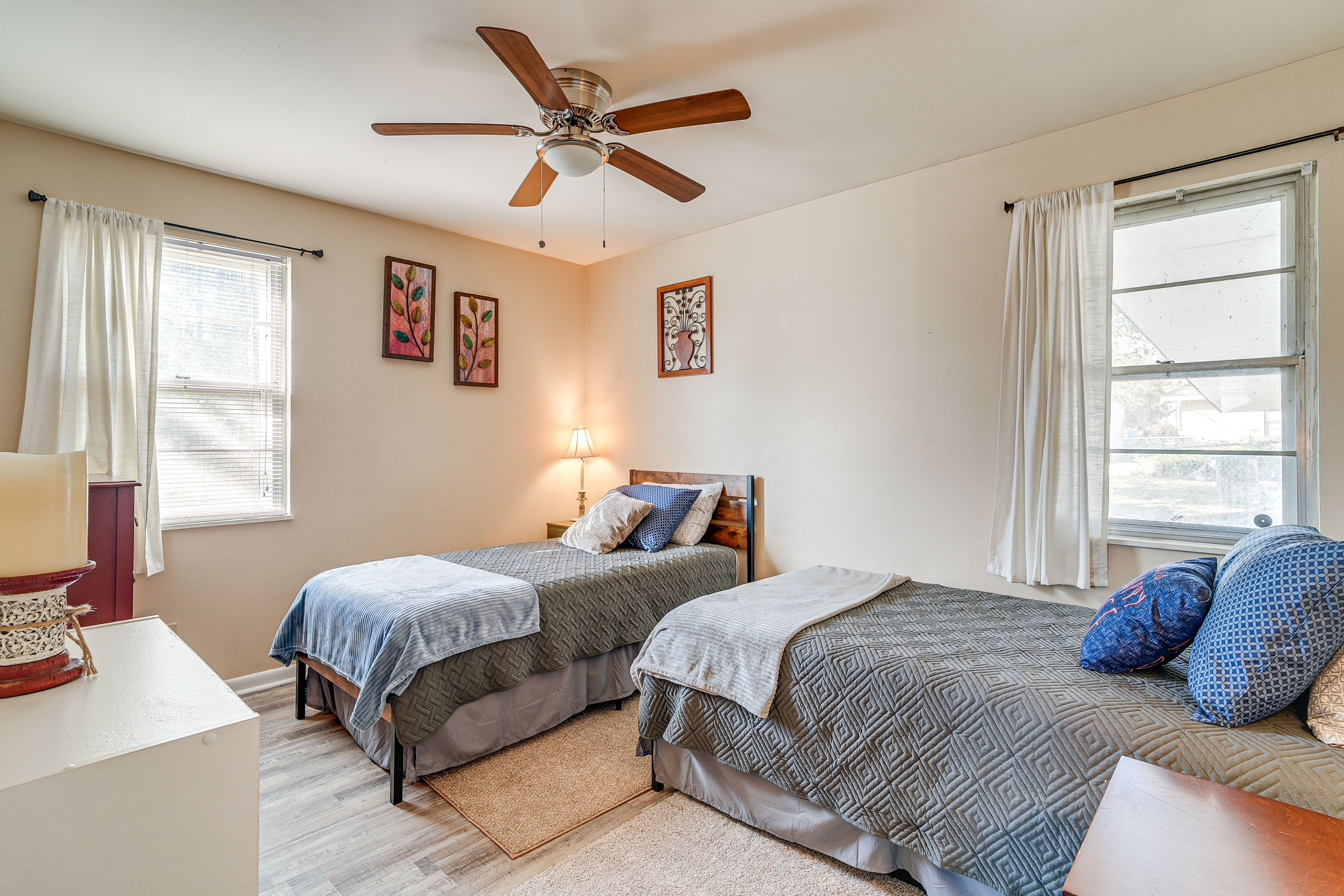 Bedroom 3 | 2 Twin Beds | 32” Smart TV
