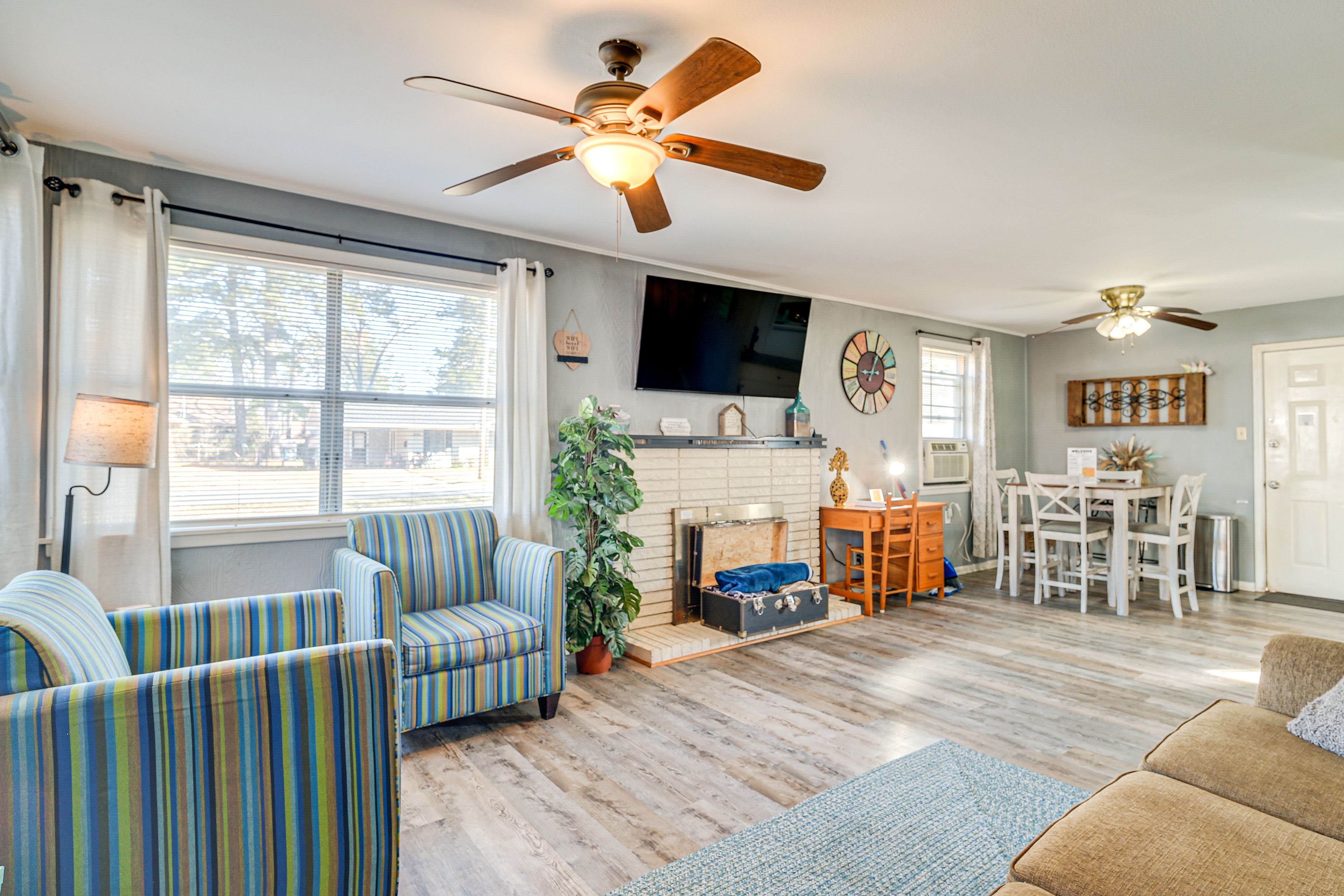 West Monroe Vacation Rental | 3BR | 1BA | 1,170 Sq Ft | Small Step to Enter