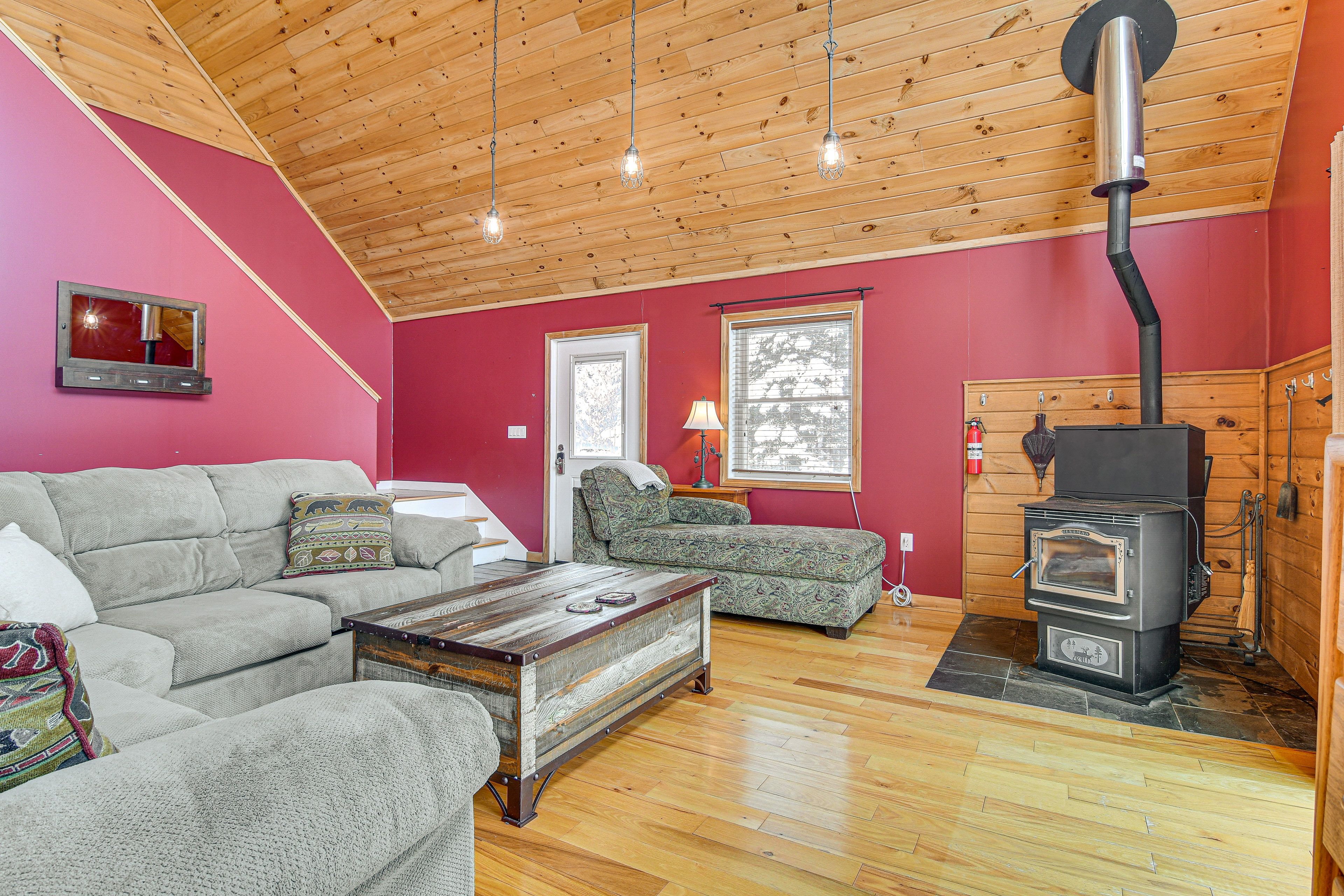 Morgan Vacation Rental | 3BR | 2BA | 1,785 Sq Ft | Stairs Required
