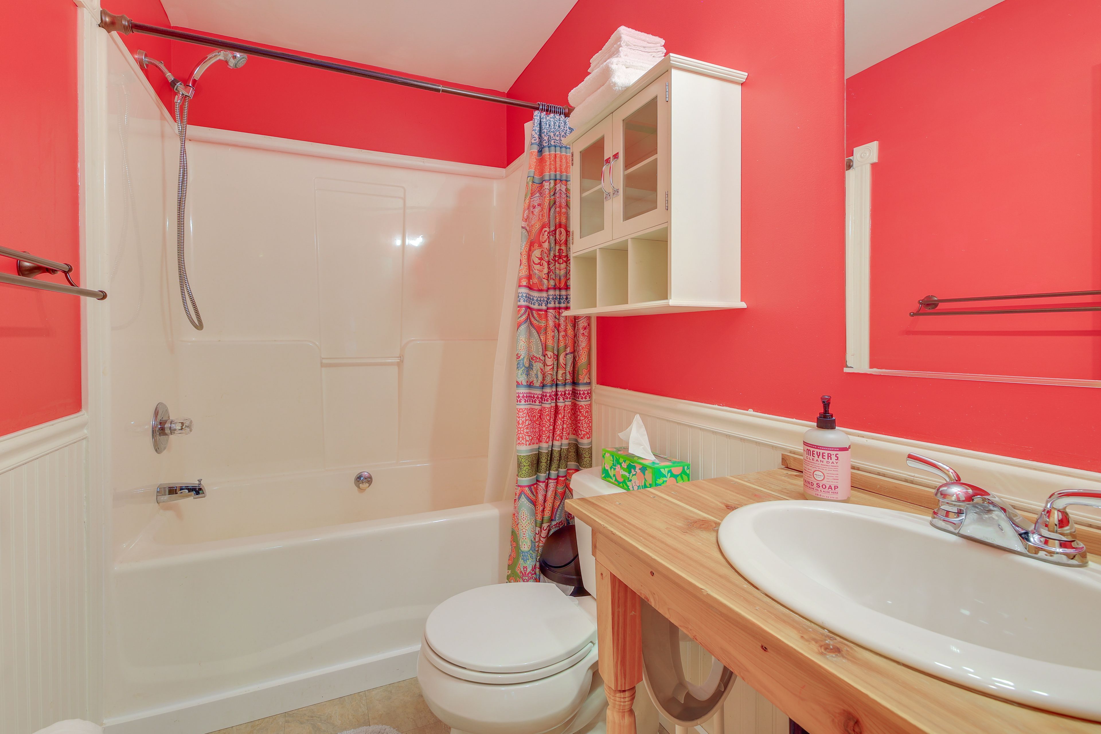 Bathroom | Towels Provided