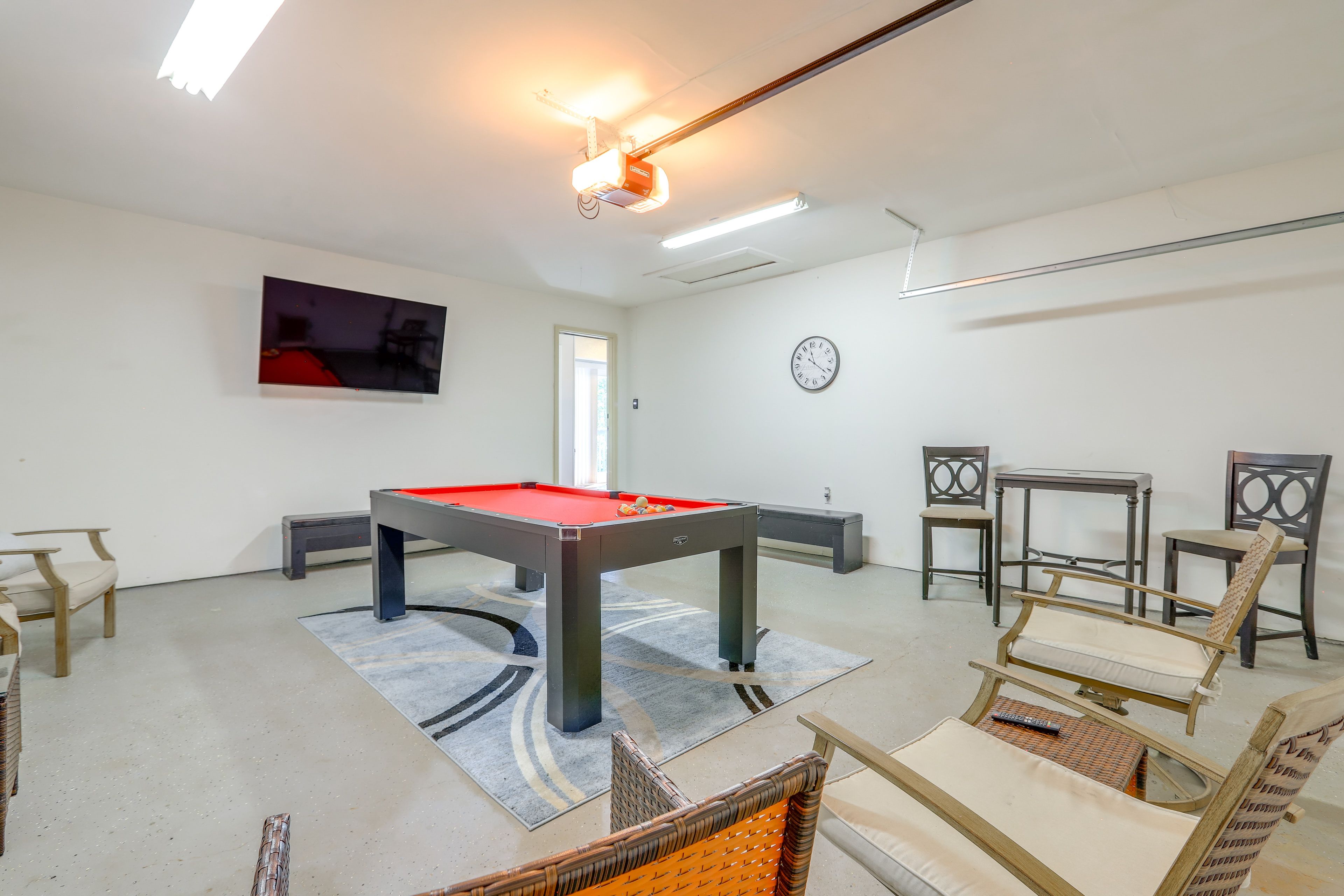 Garage | Game Room