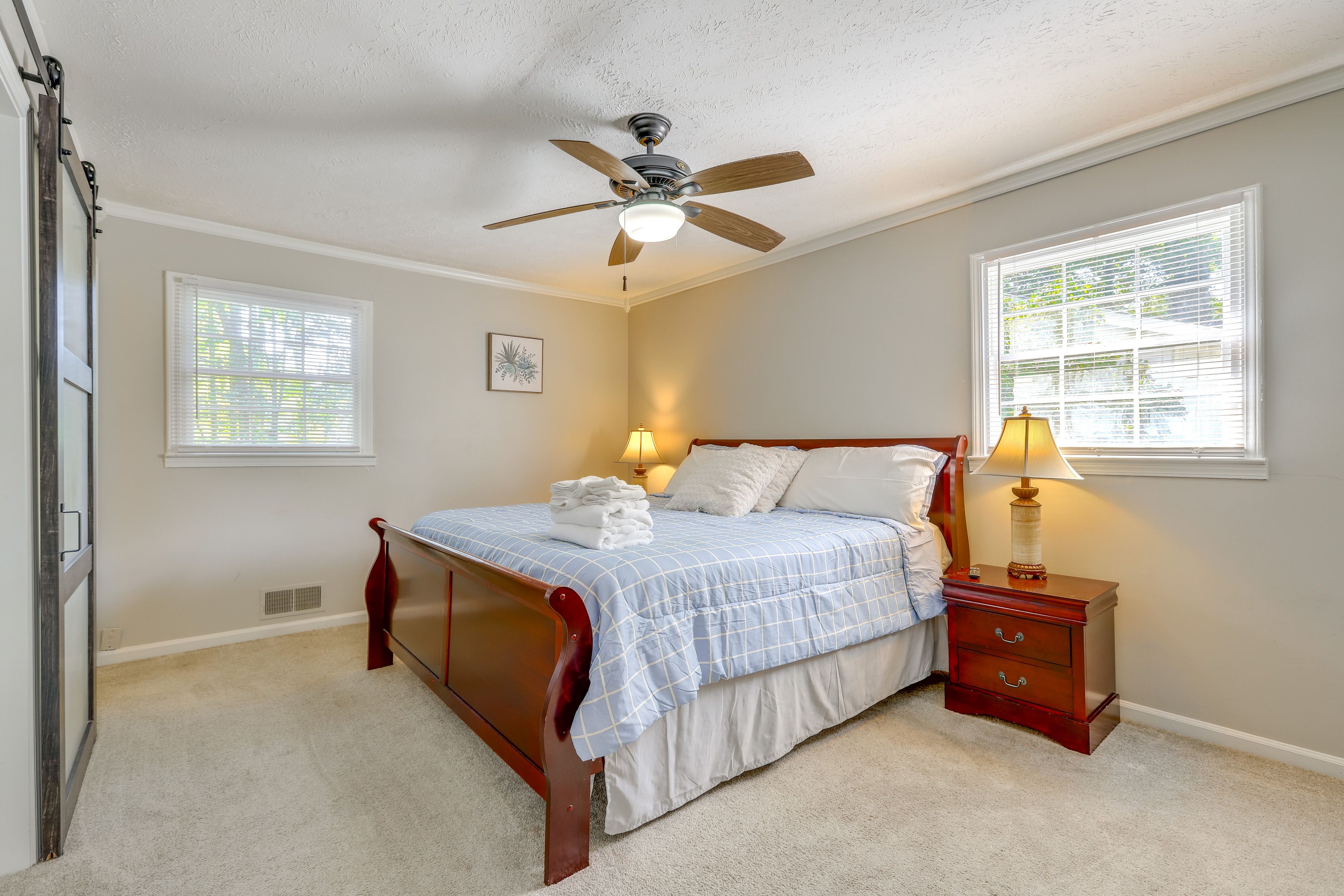 Bedroom 1 | King Bed | Linens Provided | 1st Floor