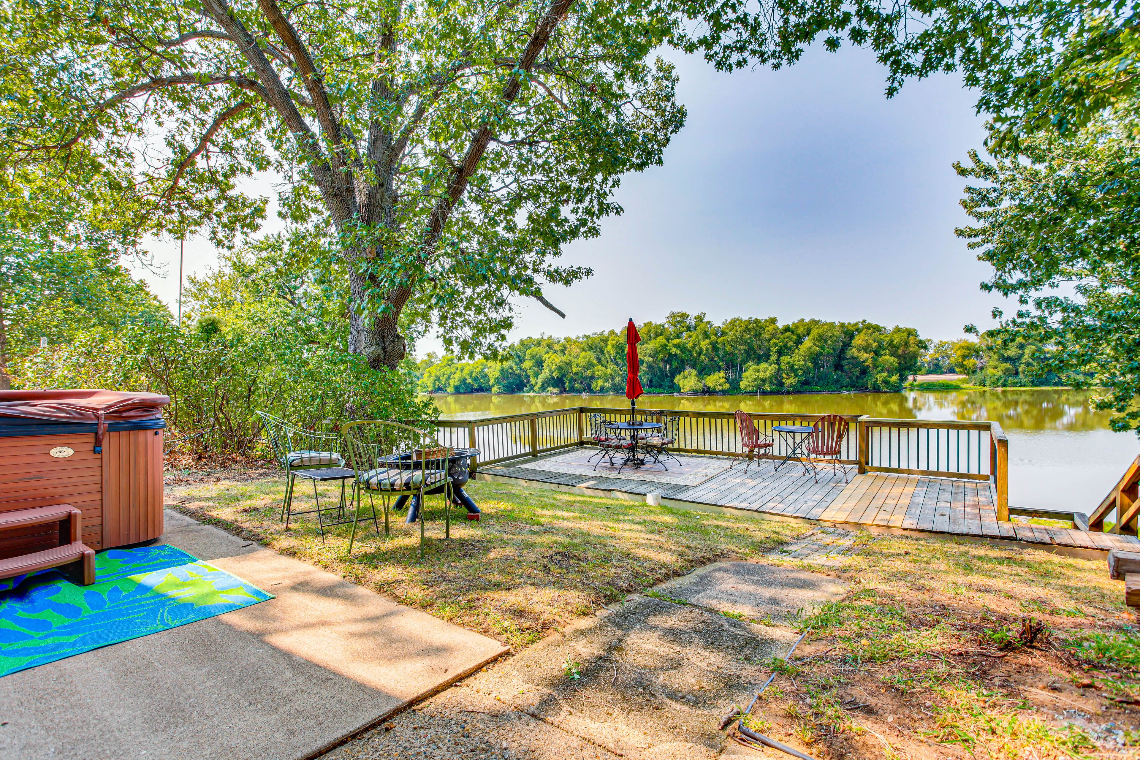 Deck | Paddleboard | Canoe | Youth Kayak