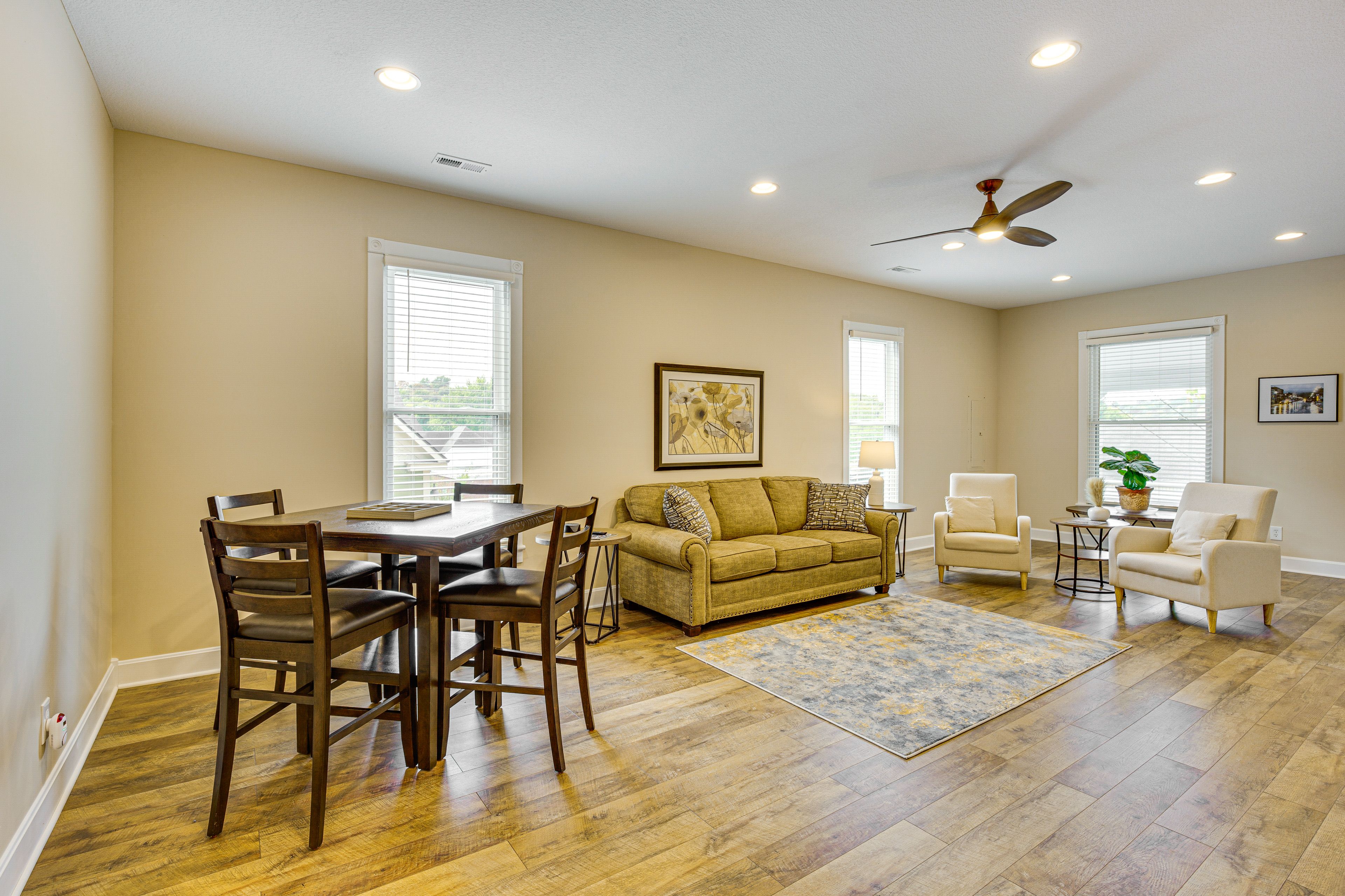 Living Room | Game Table | Smart TV | 1st Floor
