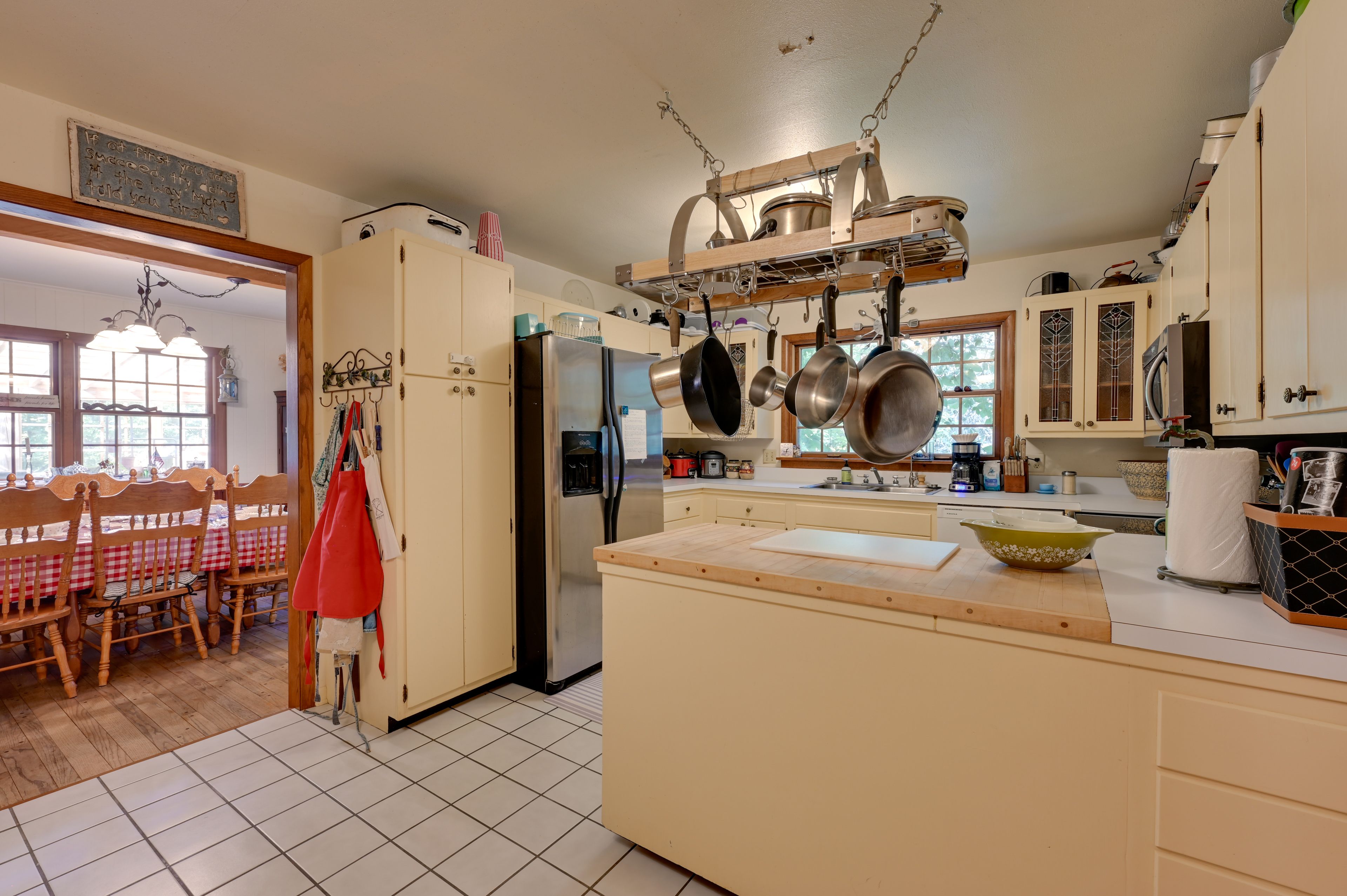 Kitchen | Drip Coffee Pot | Toaster | Crockpot