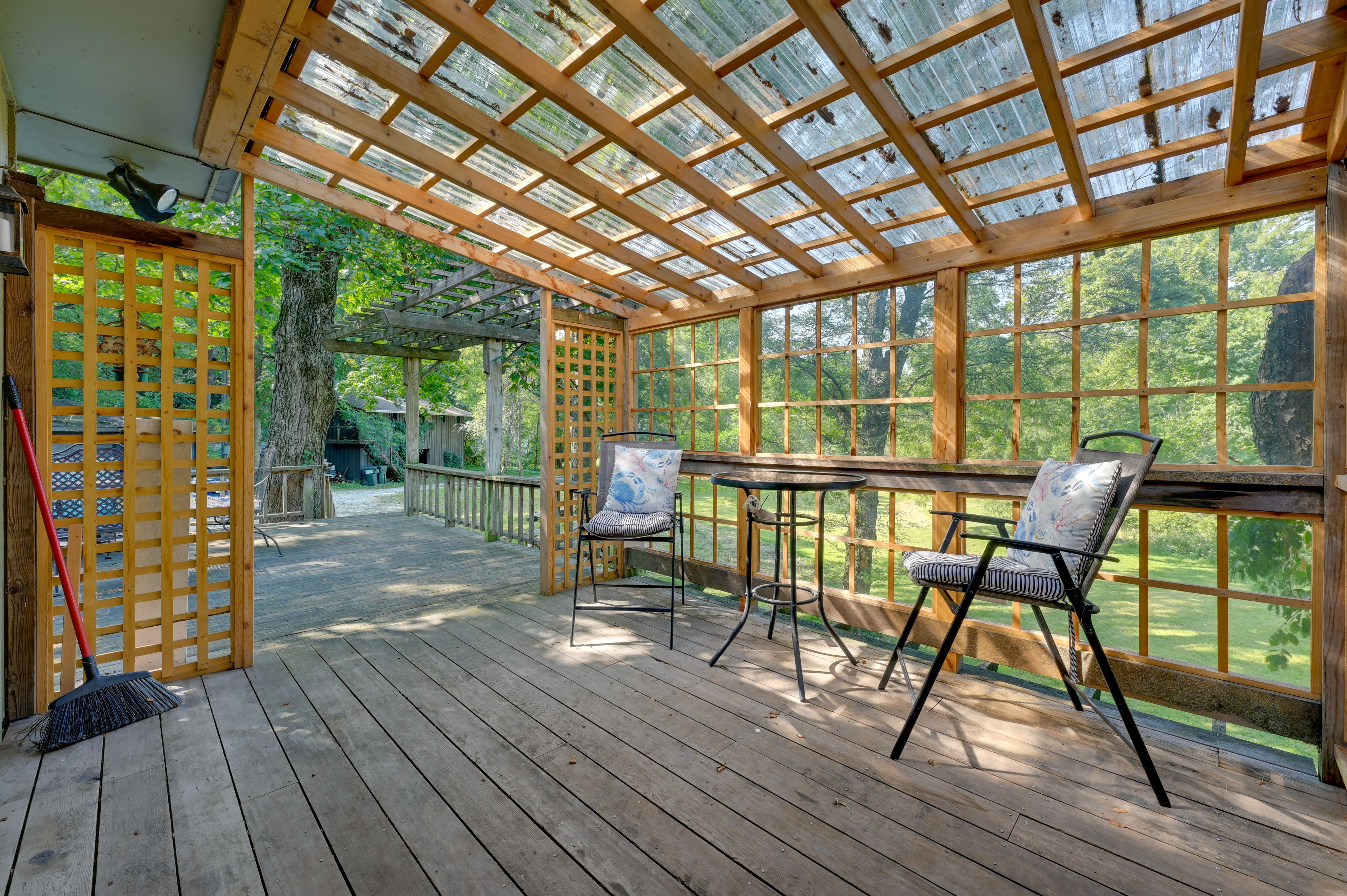 Private Deck