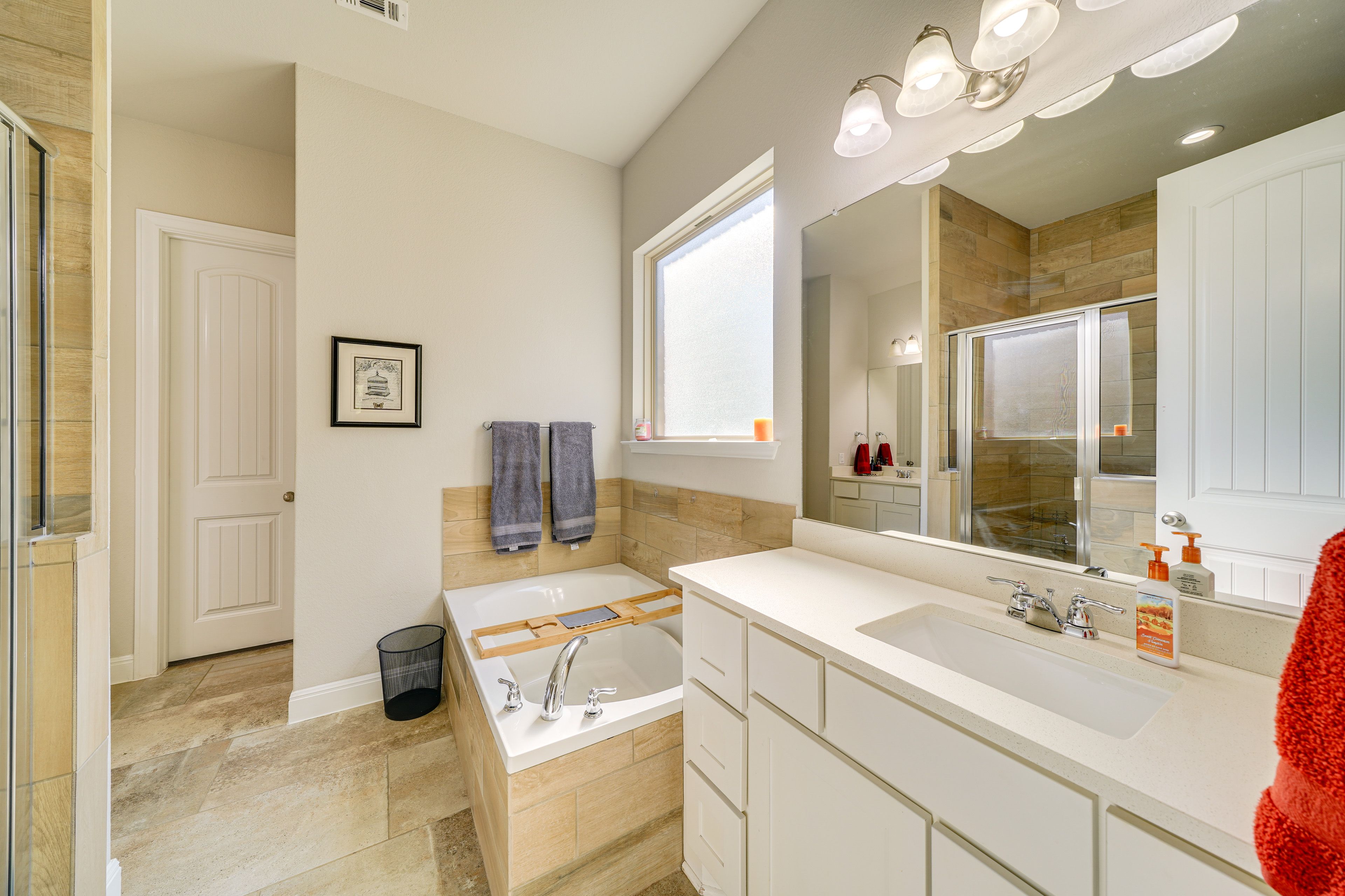En-Suite Bathroom | Shower | 1st Floor