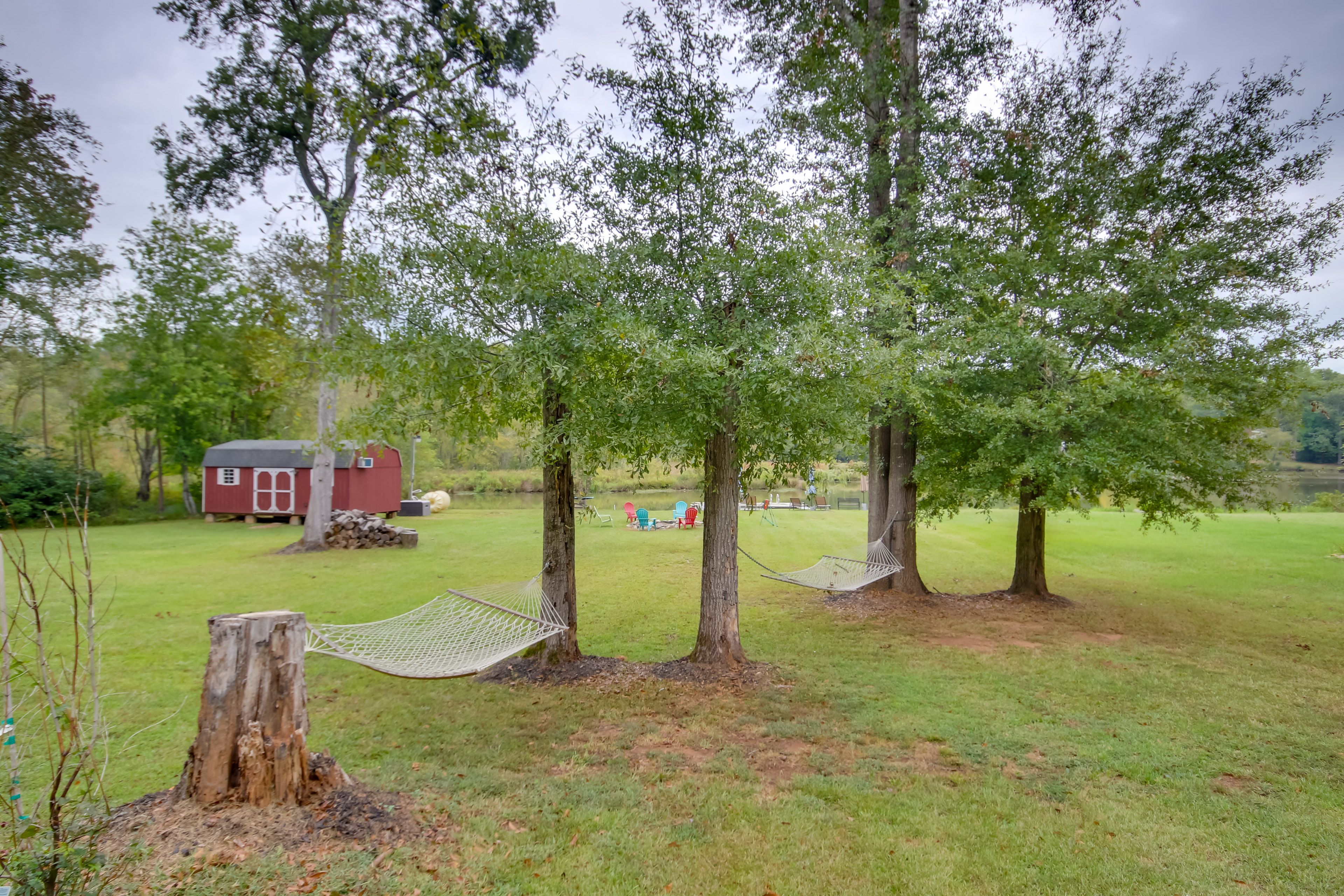 Legacy of the Greens Amenities | Shared Backyard | Hammocks | Fire Pit