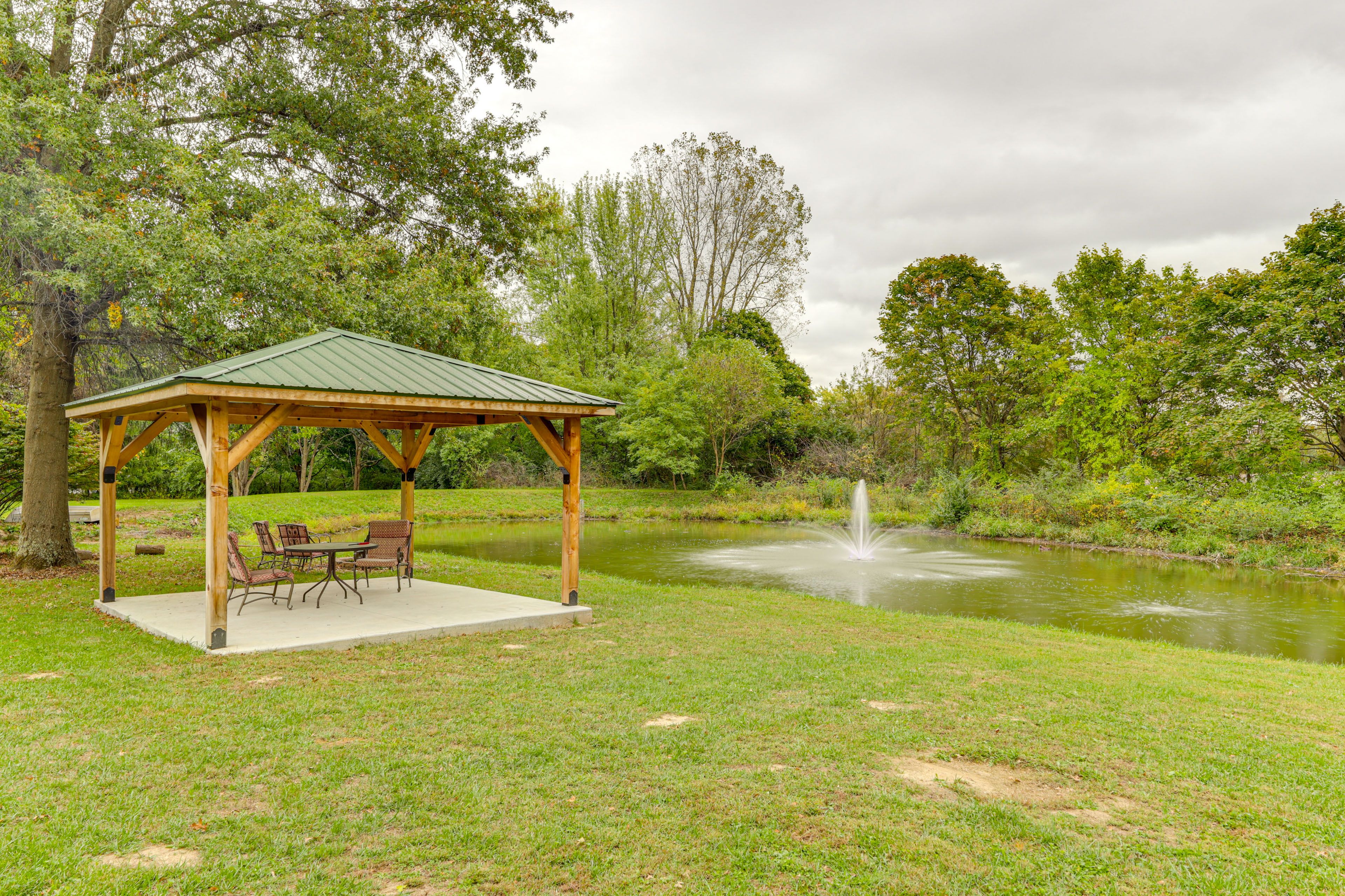 On-Site Gazebo & Lake