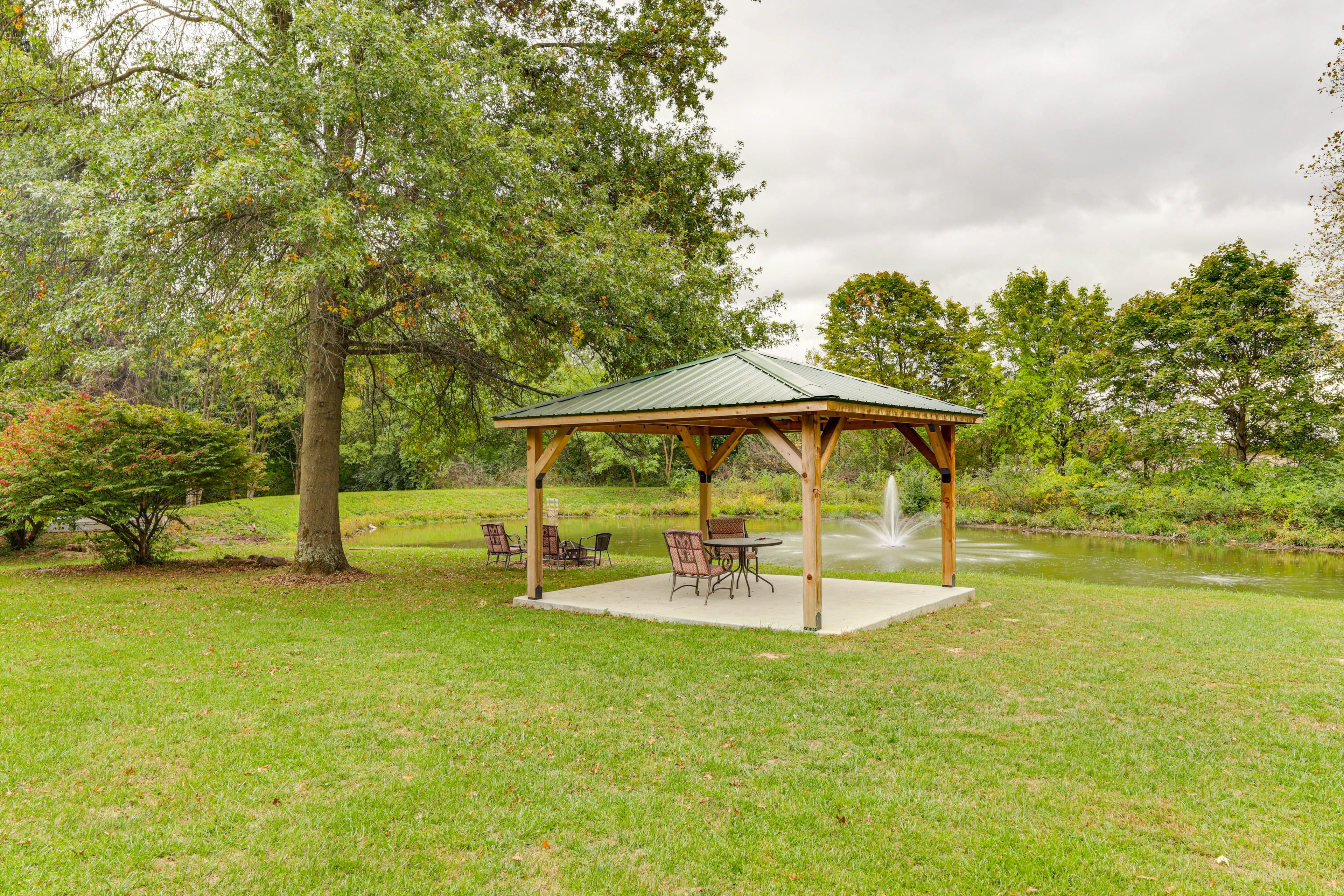 On-Site Gazebo & Lake