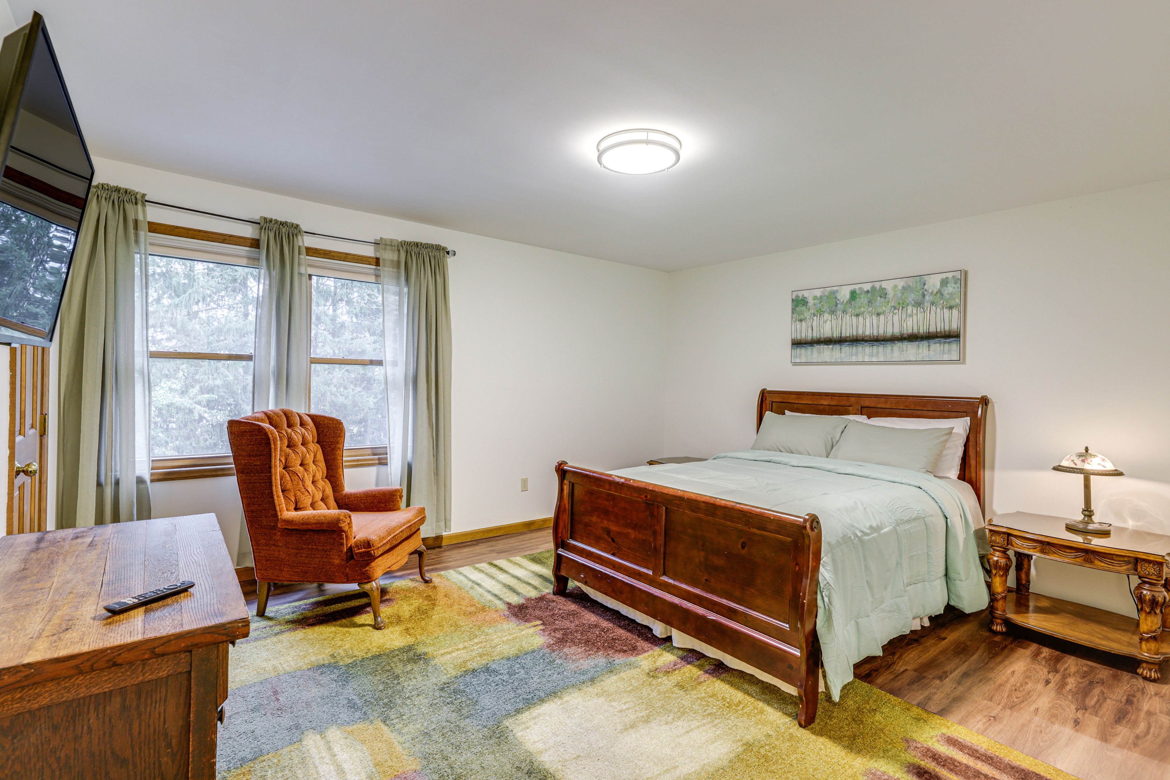 Bedroom 4 | 2nd Floor | Queen Bed | Linens Provided