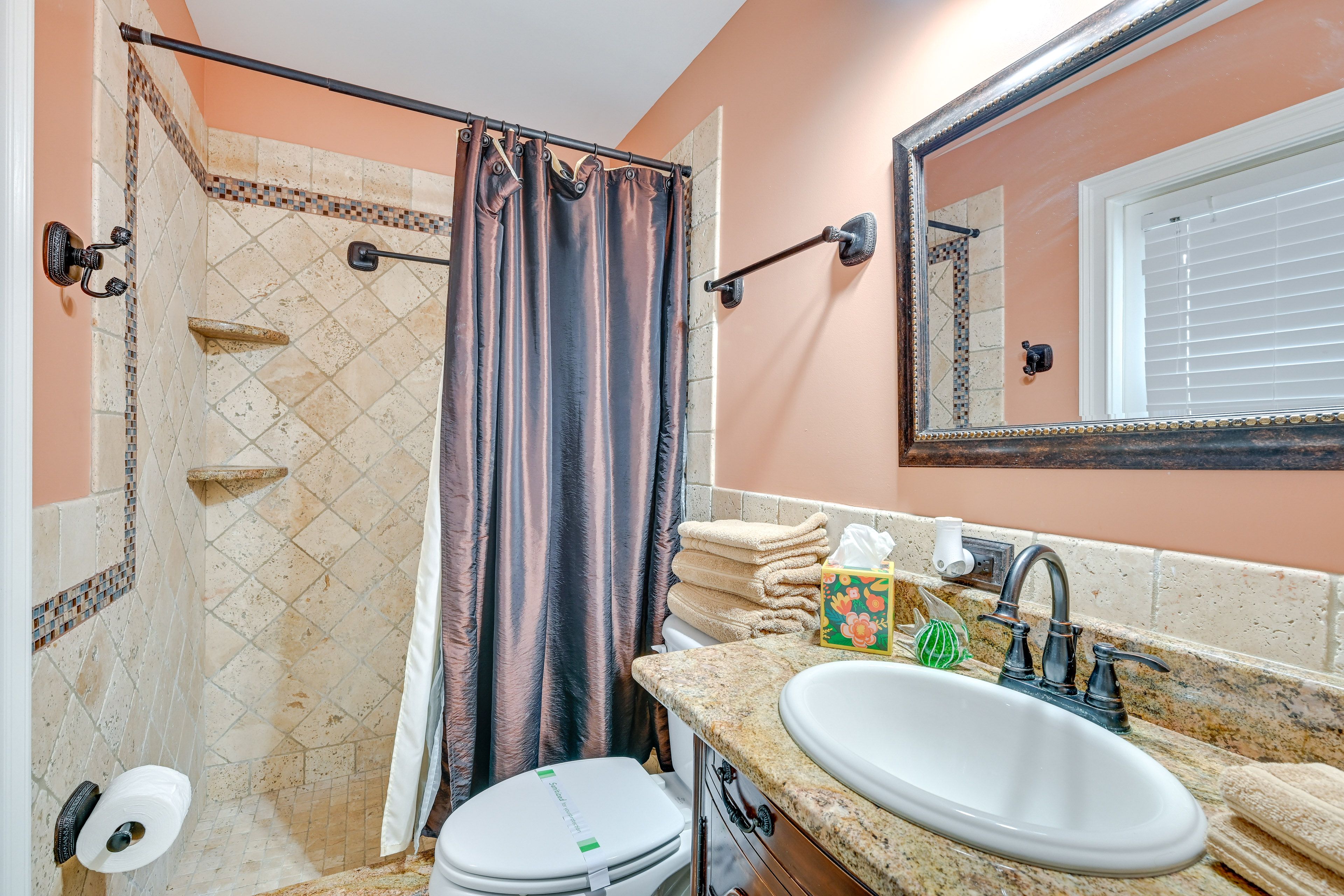 Full Bathroom | 1st Floor